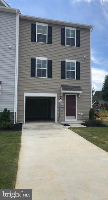 ARCHERS ROCK - Residential