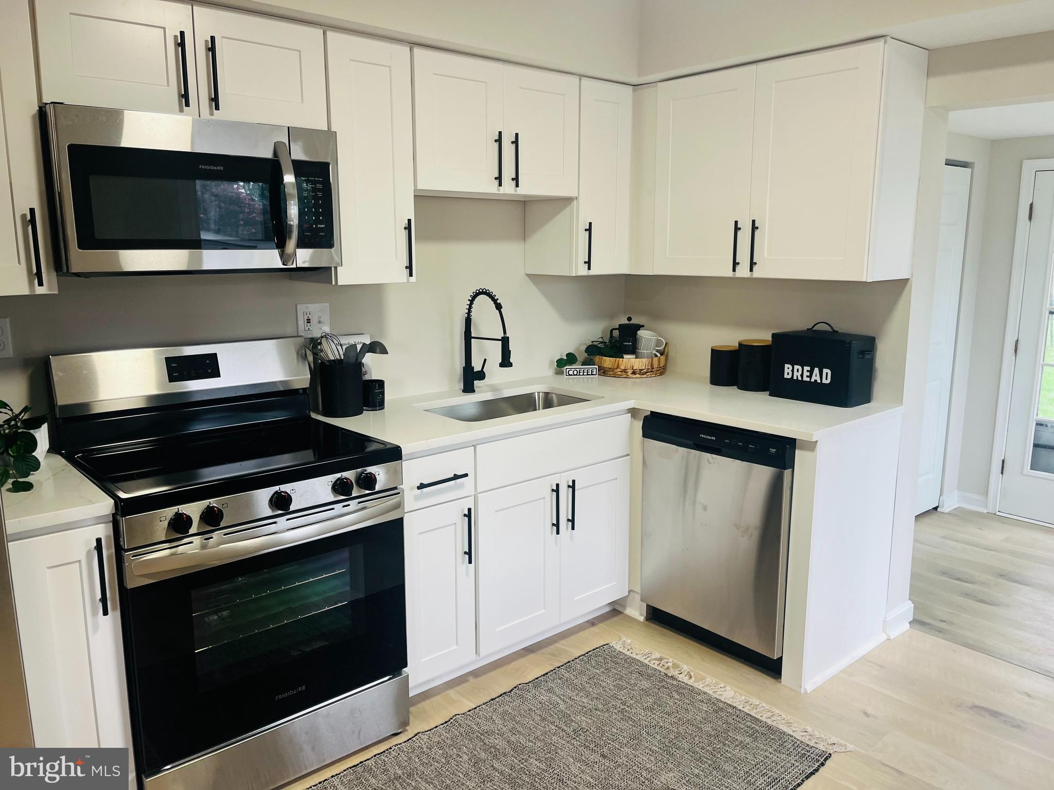 VICTORY VILLA - Residential