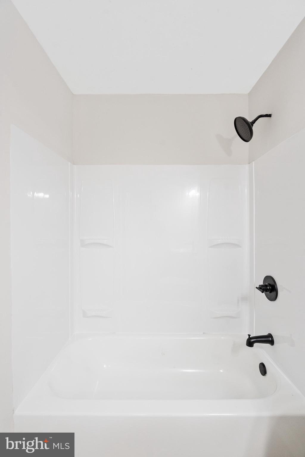 VICTORY VILLA - Residential