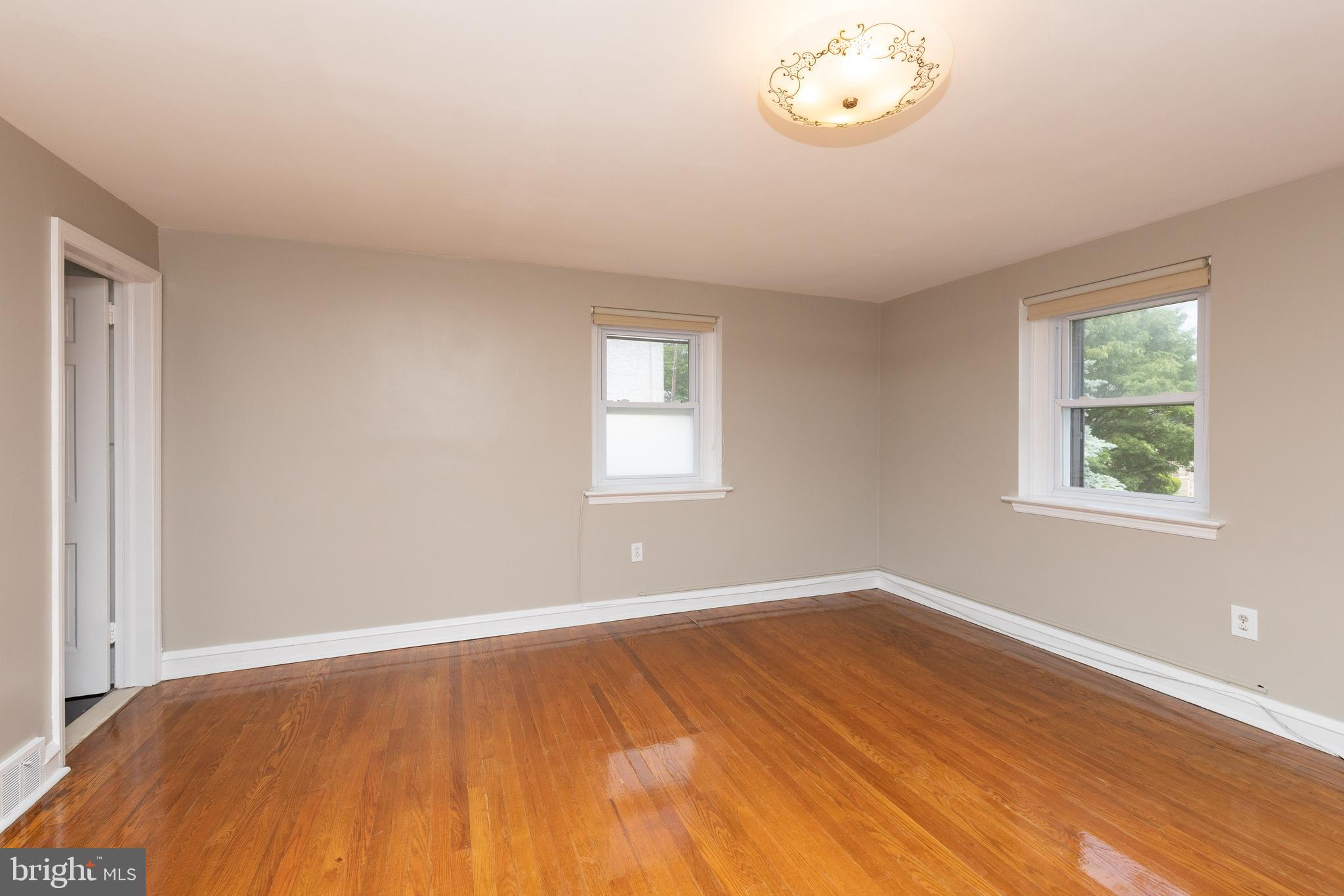 BEVERLY HILLS - Residential