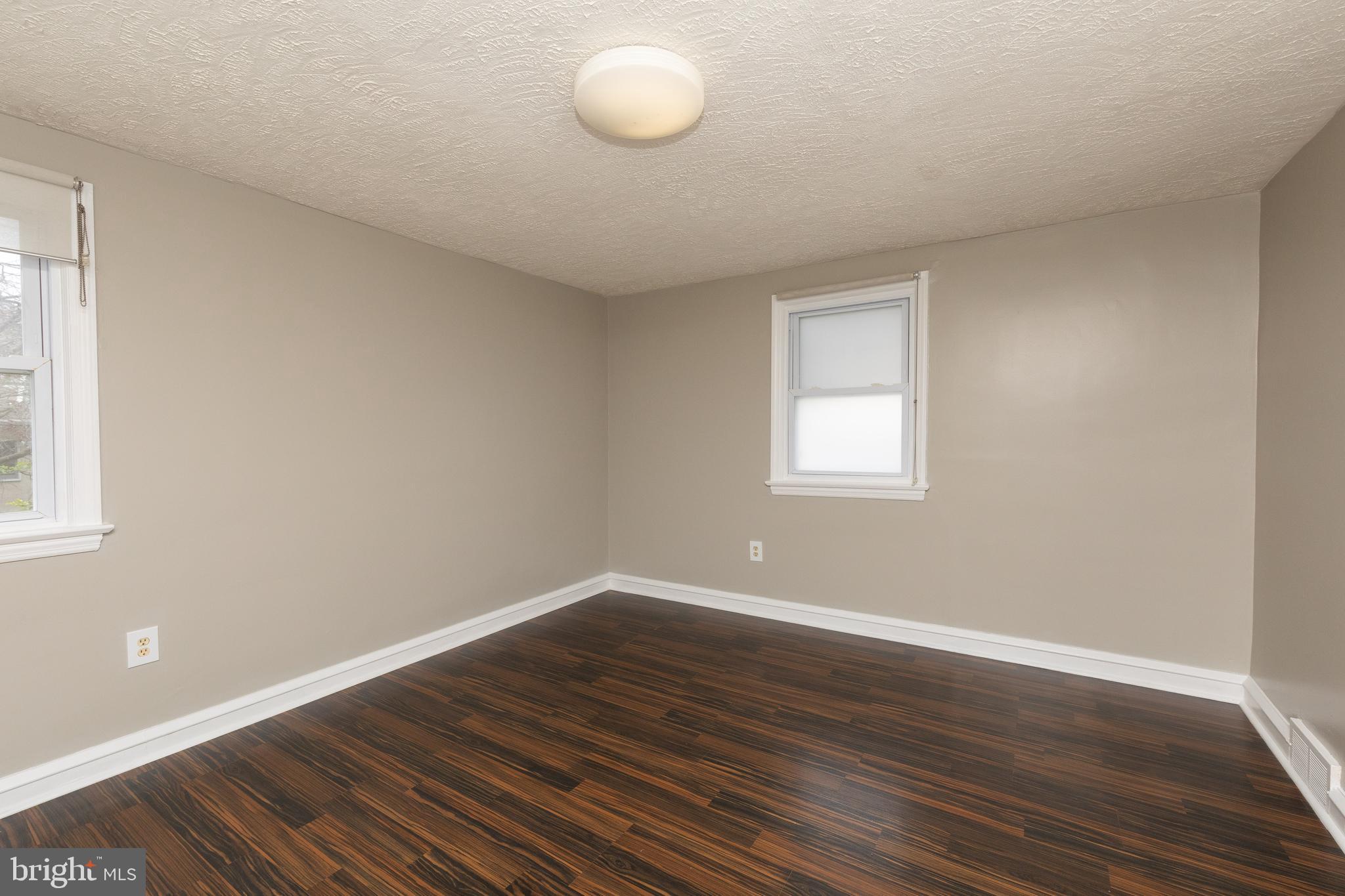 BEVERLY HILLS - Residential