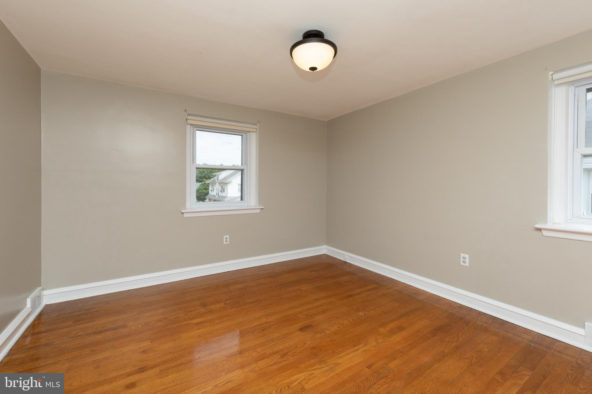 BEVERLY HILLS - Residential