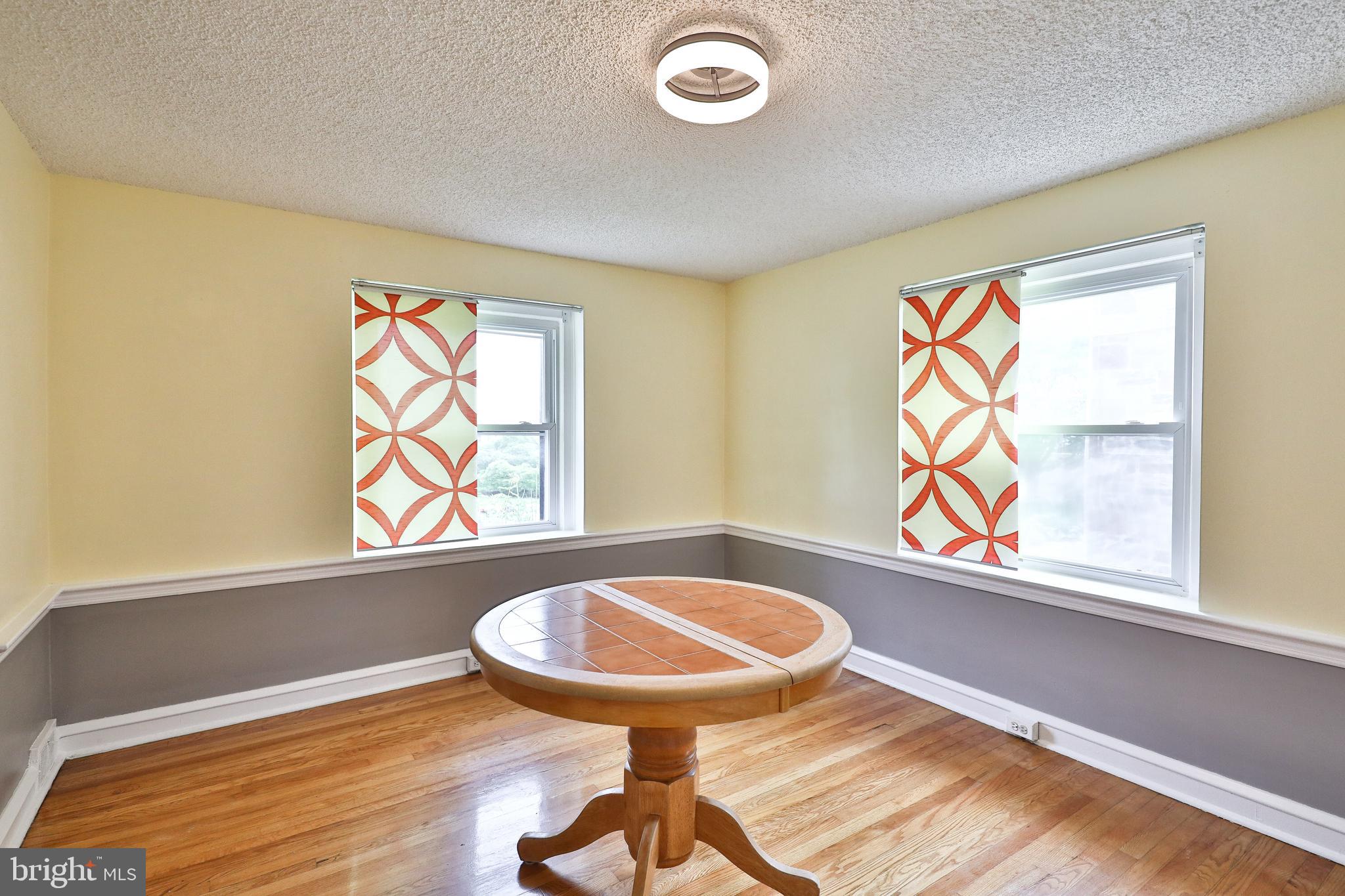 BEVERLY HILLS - Residential