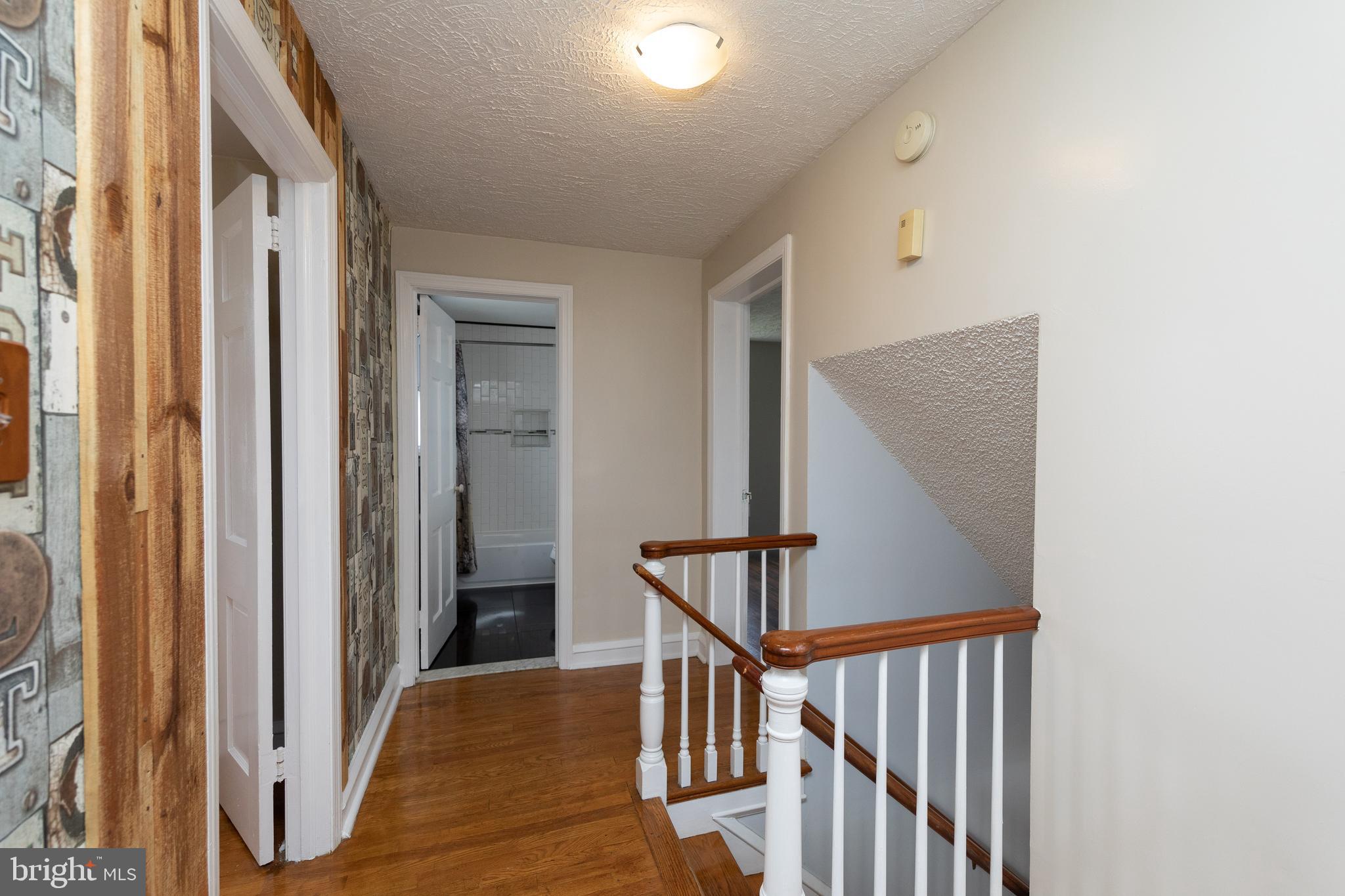 BEVERLY HILLS - Residential