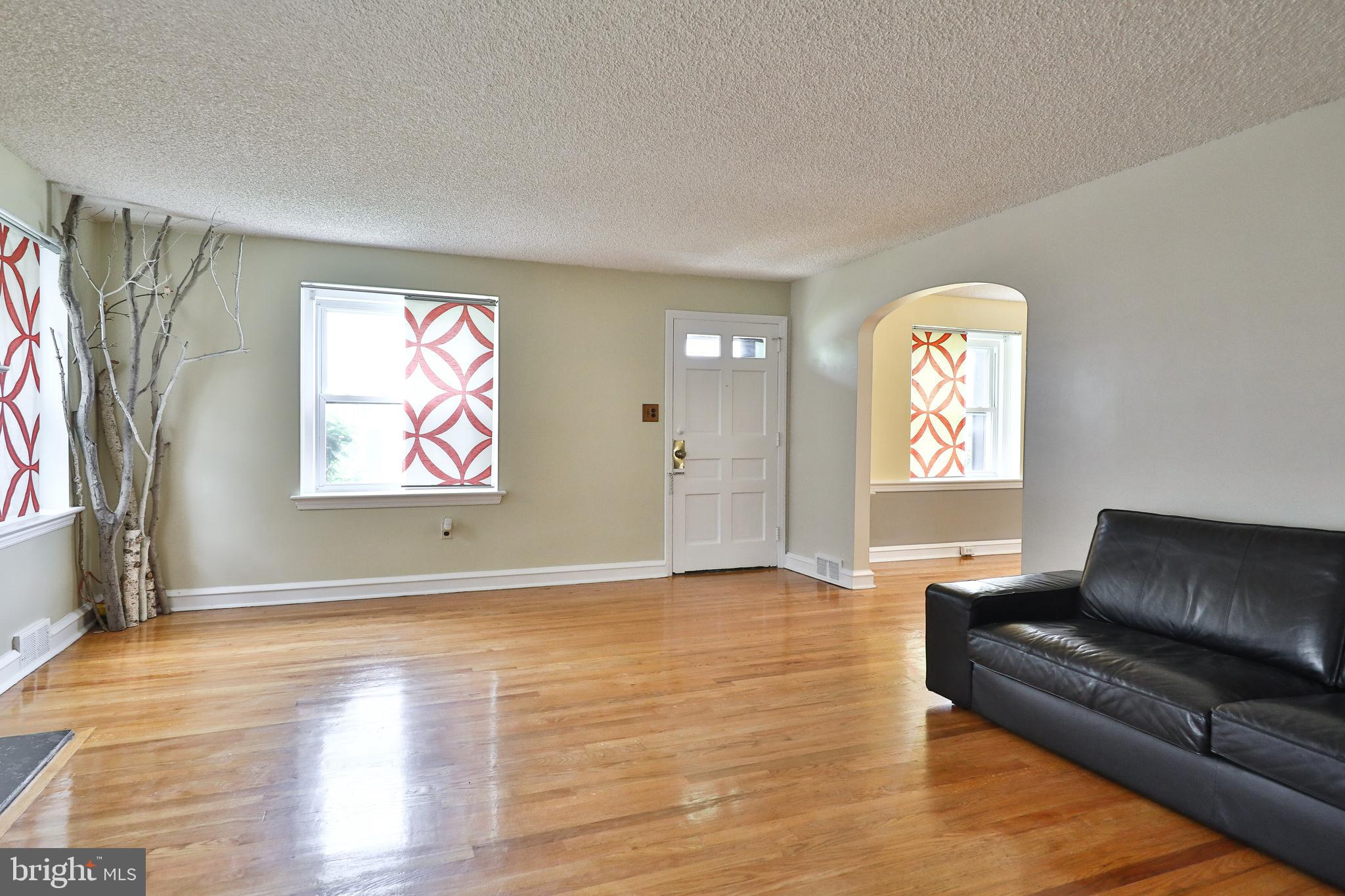 BEVERLY HILLS - Residential