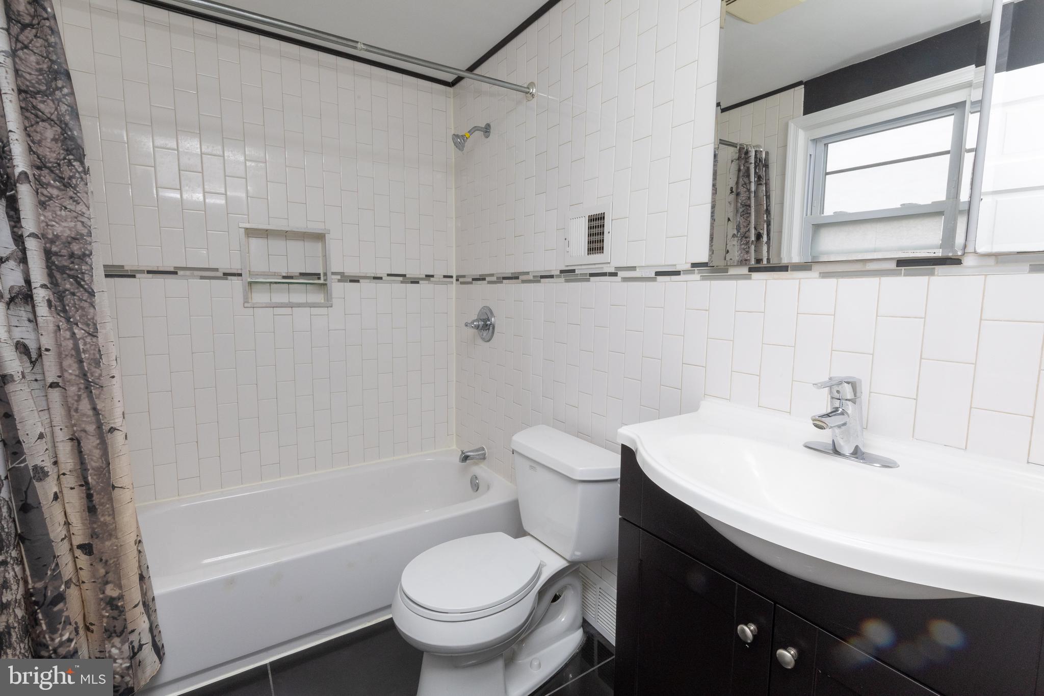 BEVERLY HILLS - Residential