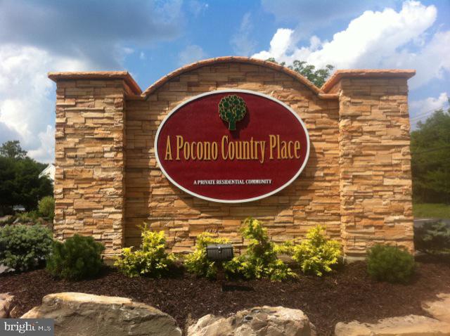 POCONO COUNTRY PLACE - Residential