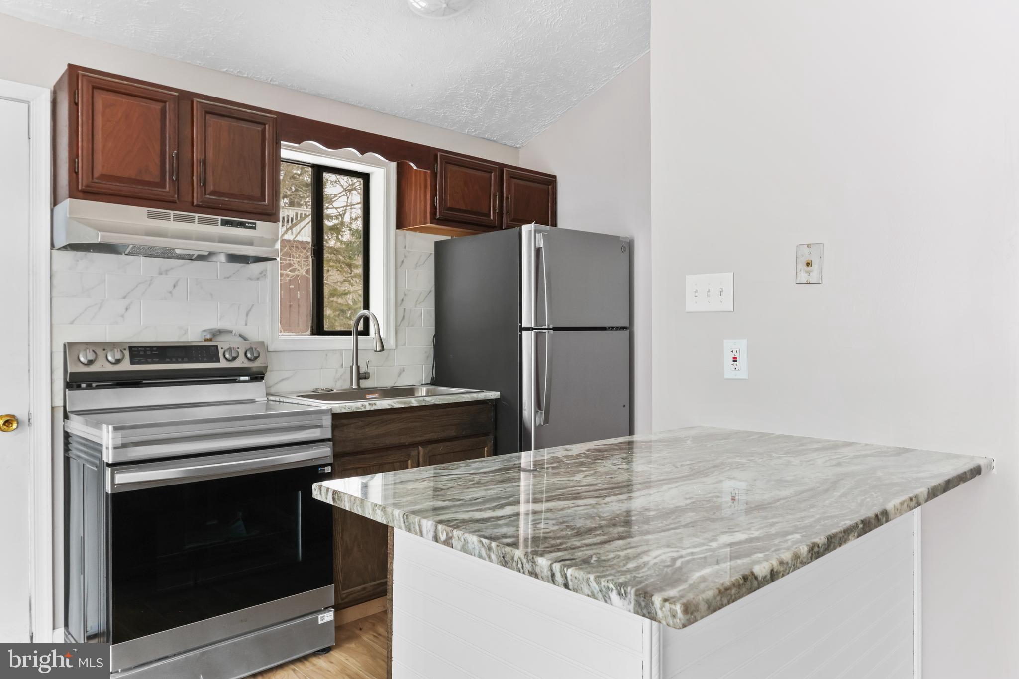 POCONO COUNTRY PLACE - Residential