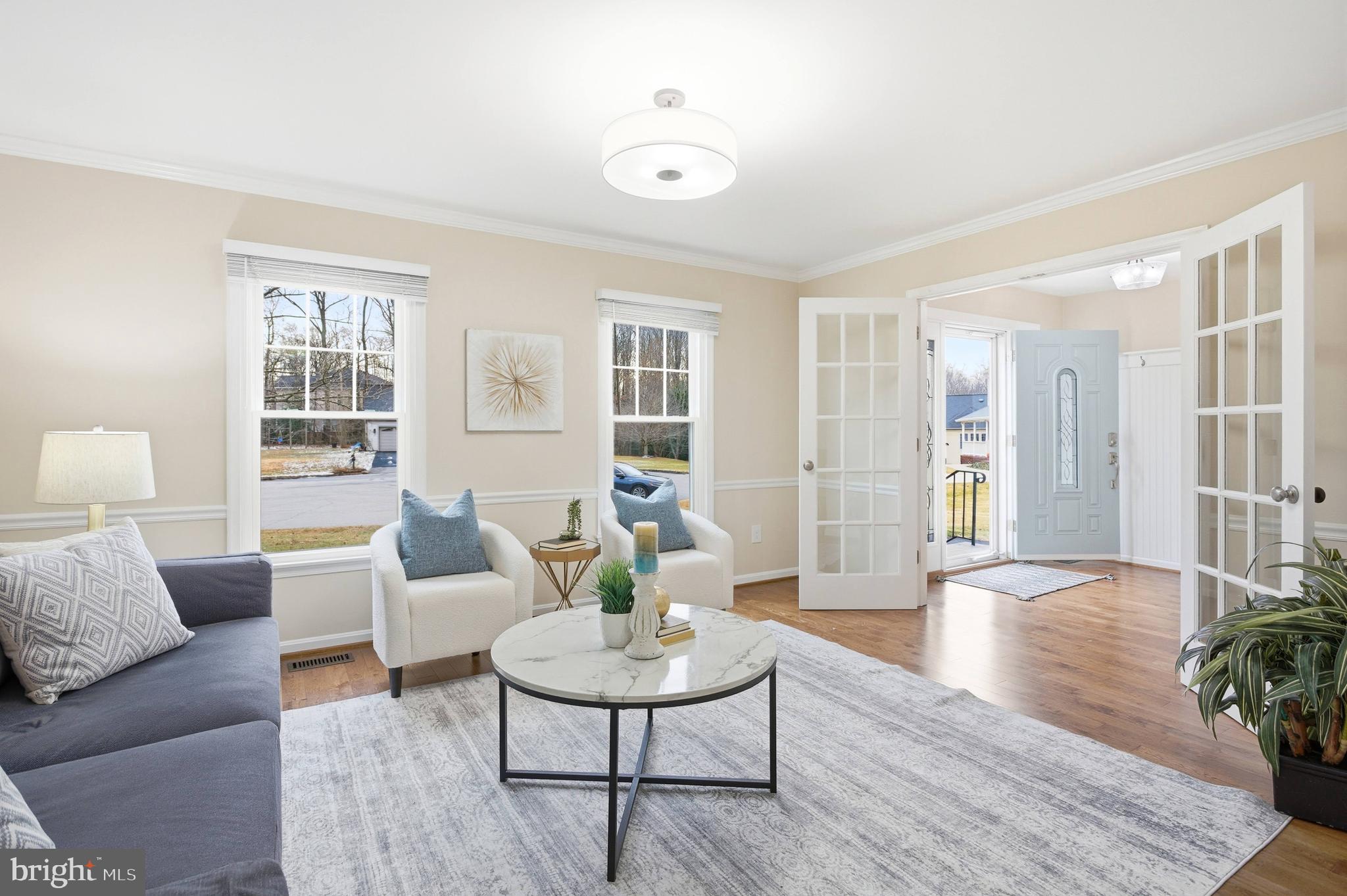 WESTWOOD MANOR COURTS - Residential