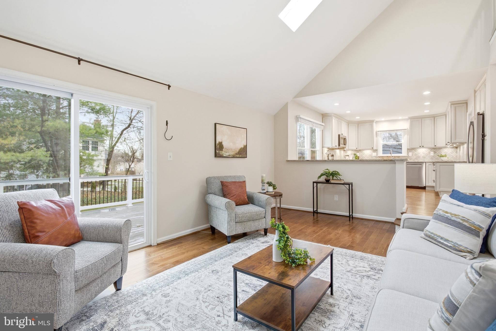 9820 WESTWOOD MANOR COURT