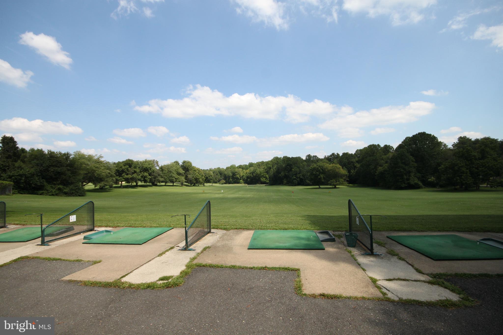 WESTWOOD MANOR COURTS - Residential