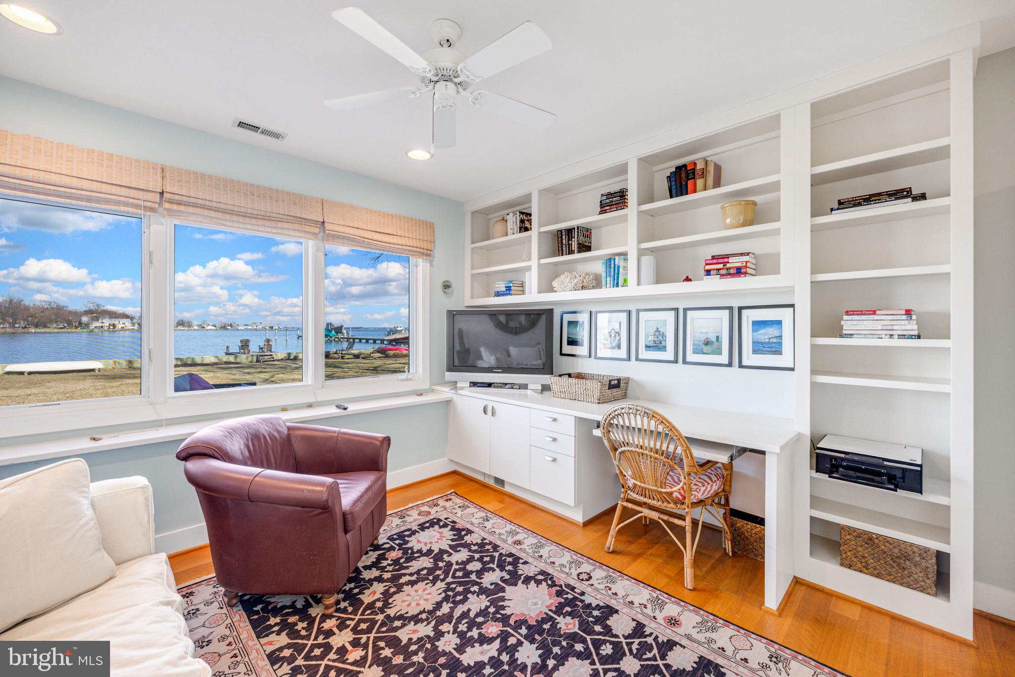 OAKWOOD - Residential