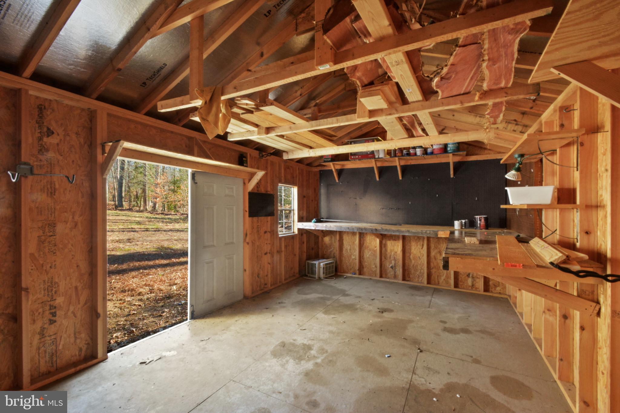 LAKE LAND OR - Residential