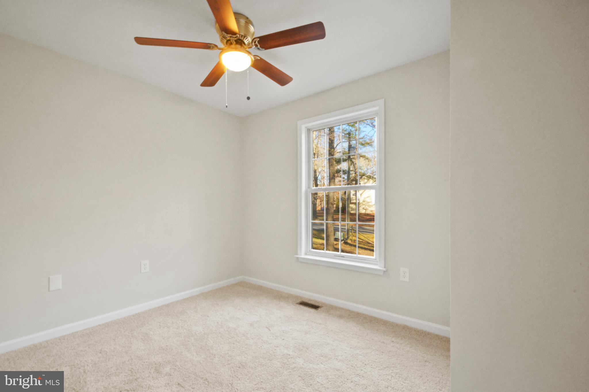 LAKE LAND OR - Residential