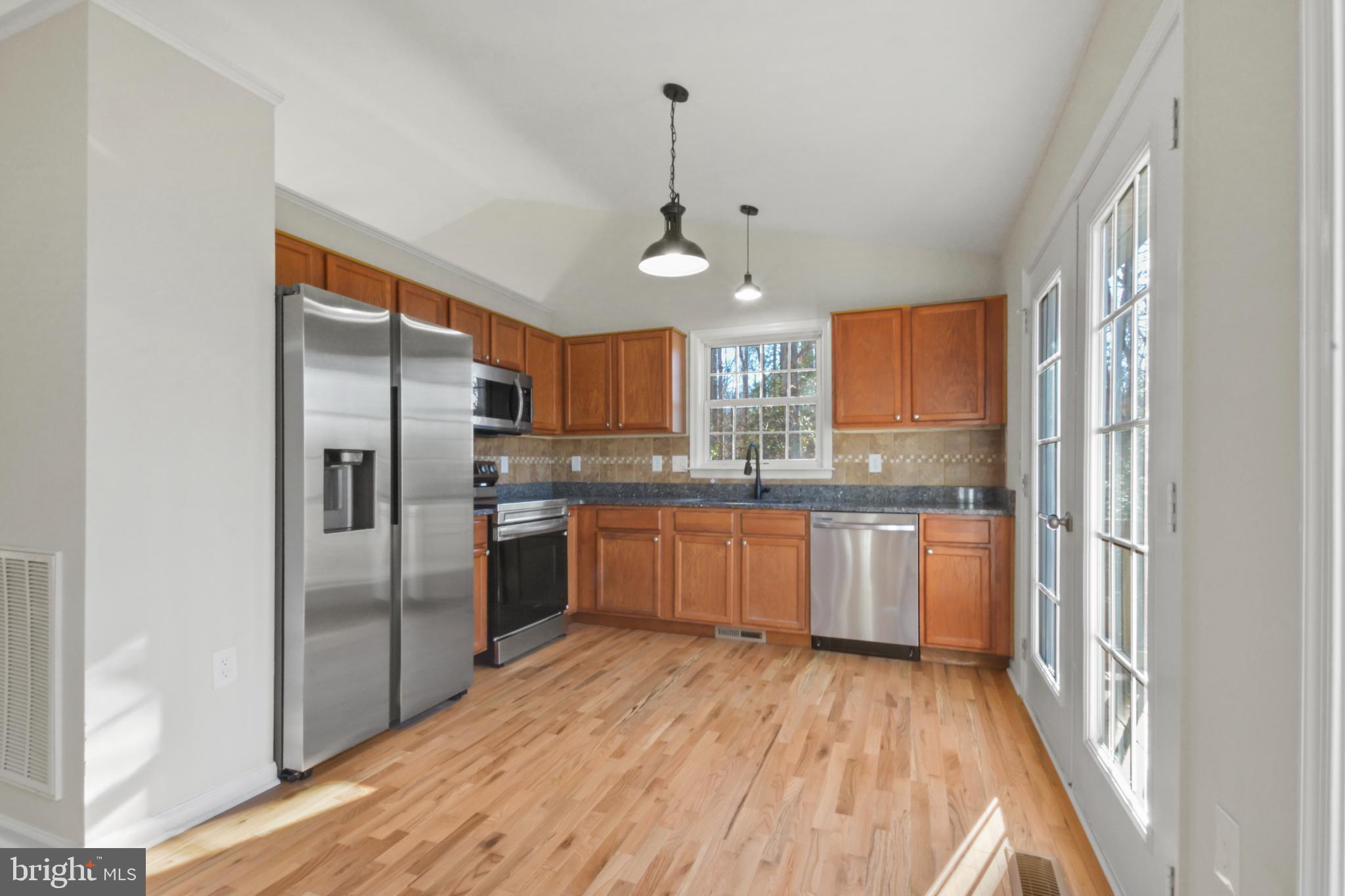 LAKE LAND OR - Residential