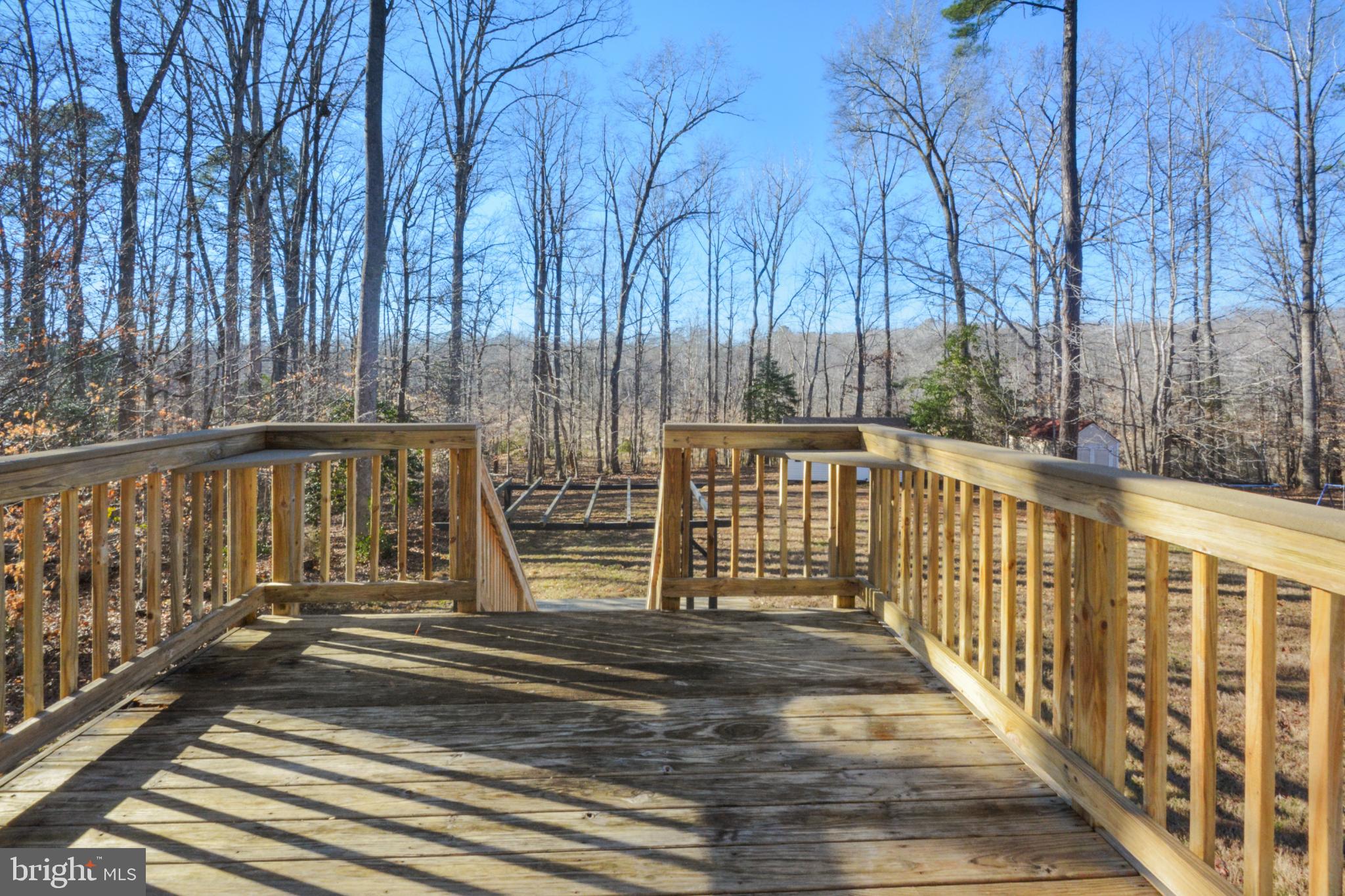 LAKE LAND OR - Residential