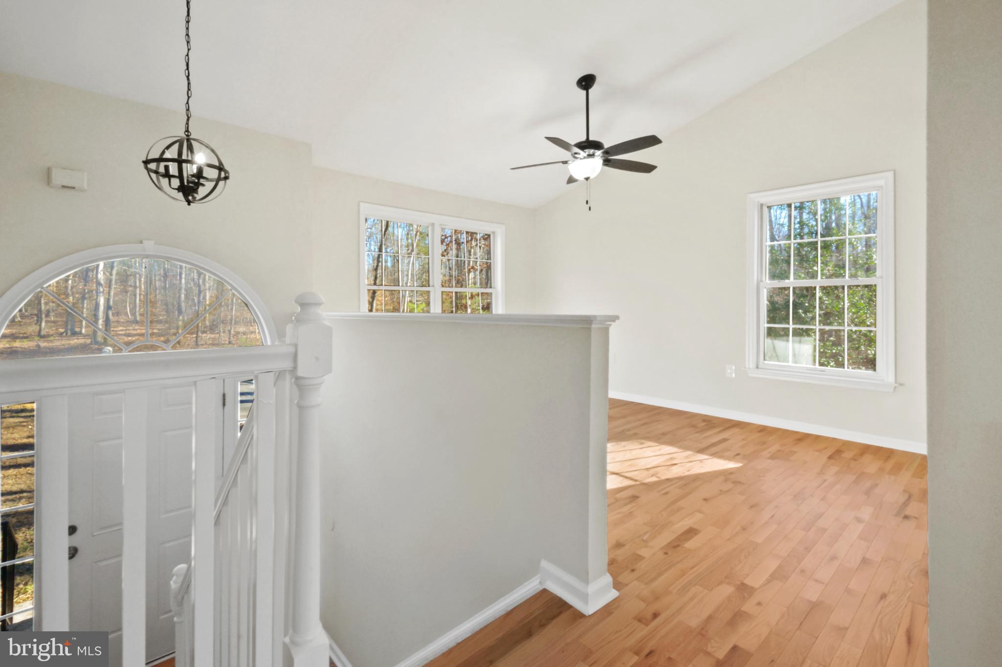 LAKE LAND OR - Residential