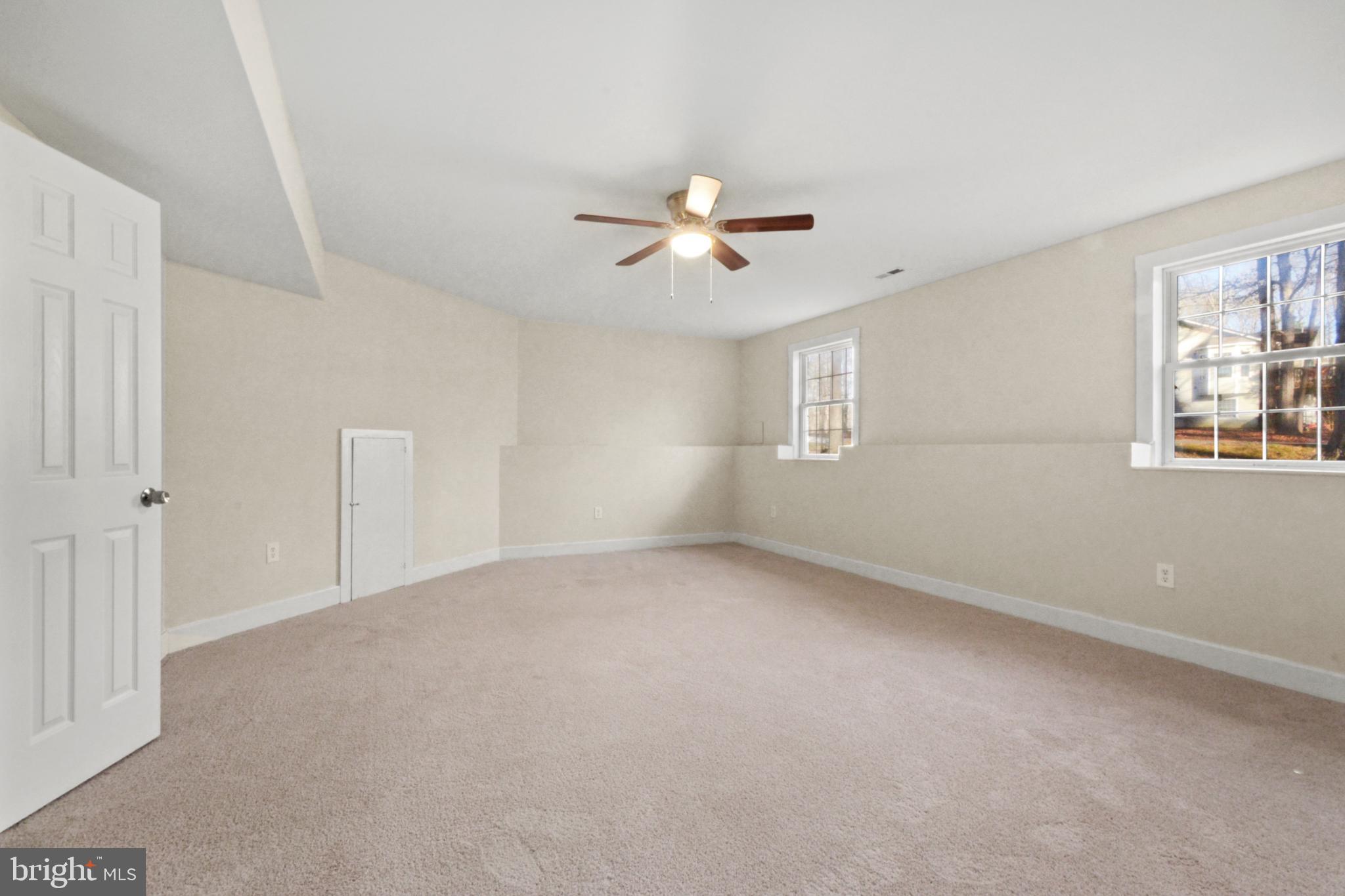 LAKE LAND OR - Residential