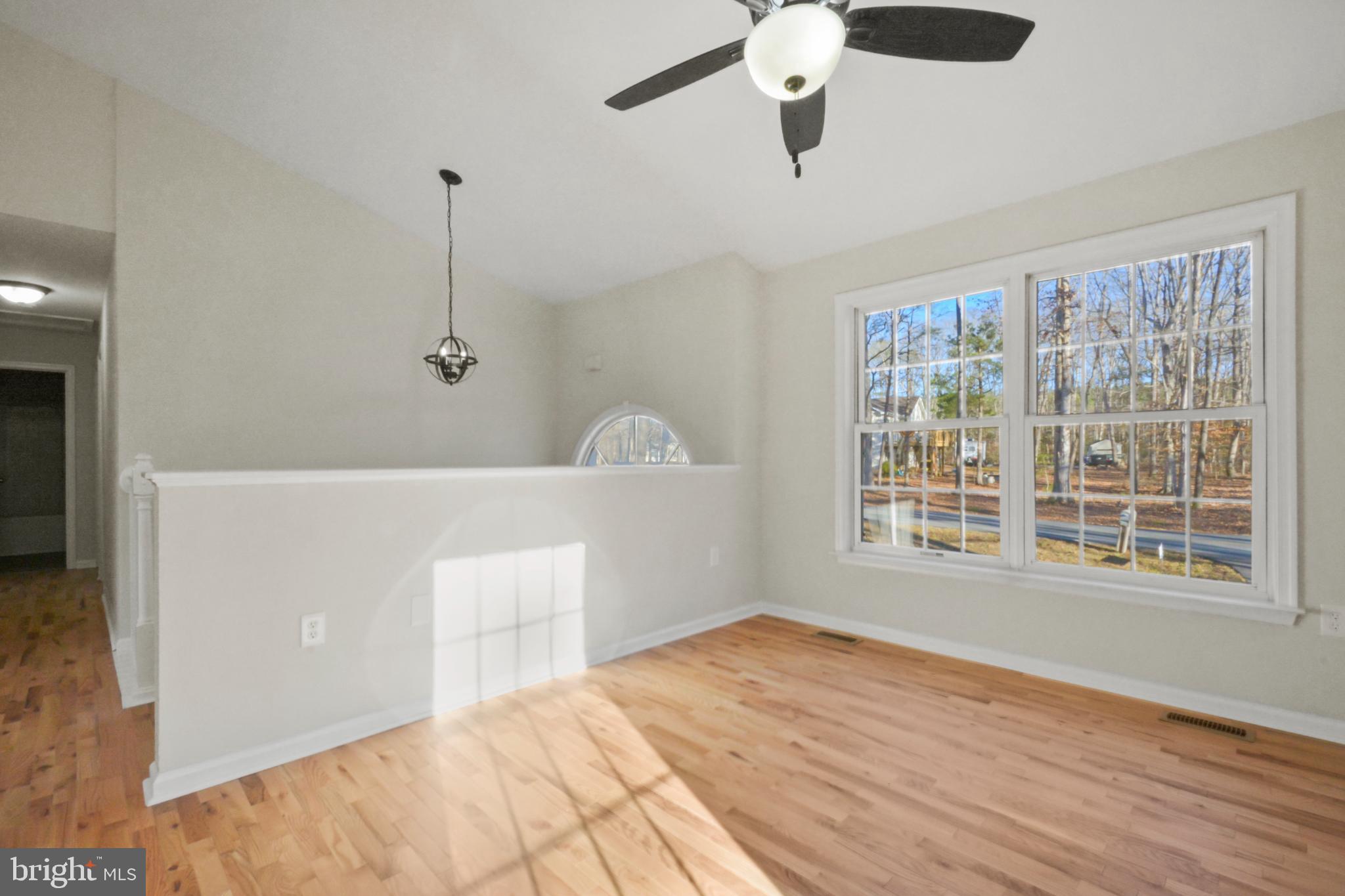 LAKE LAND OR - Residential