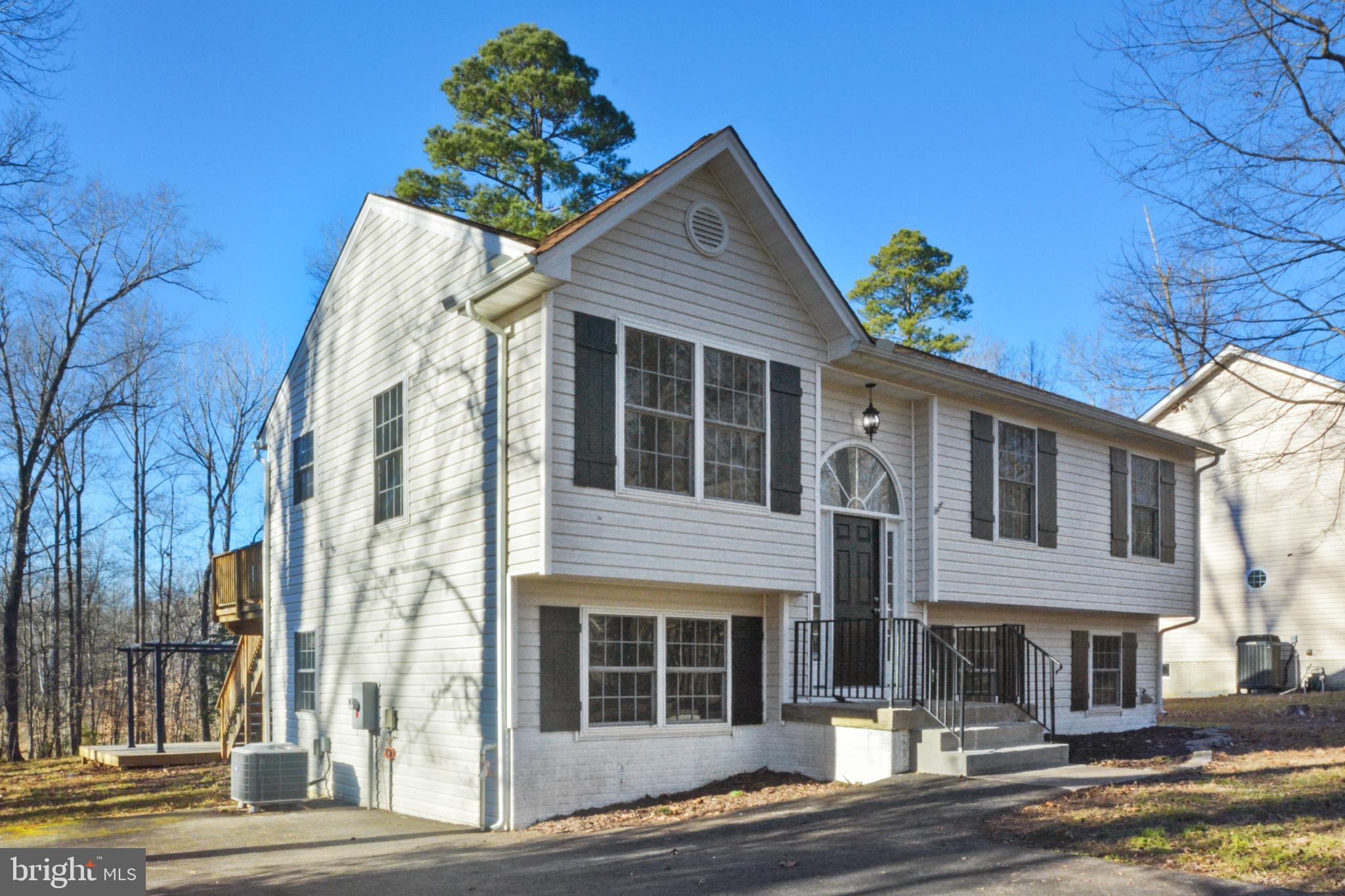 LAKE LAND OR - Residential