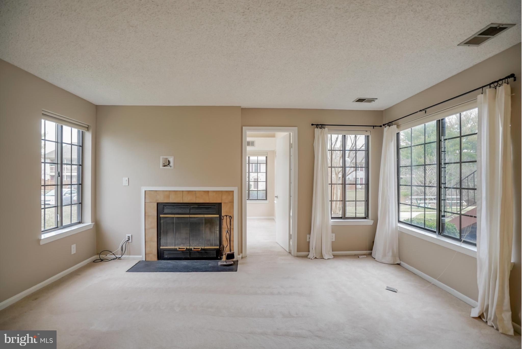 TIERS OF MANCHESTER LAKES - Residential
