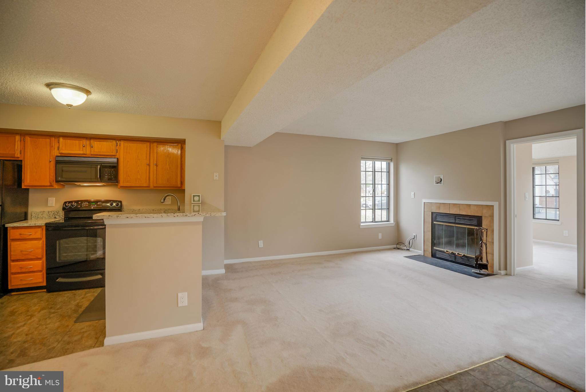TIERS OF MANCHESTER LAKES - Residential