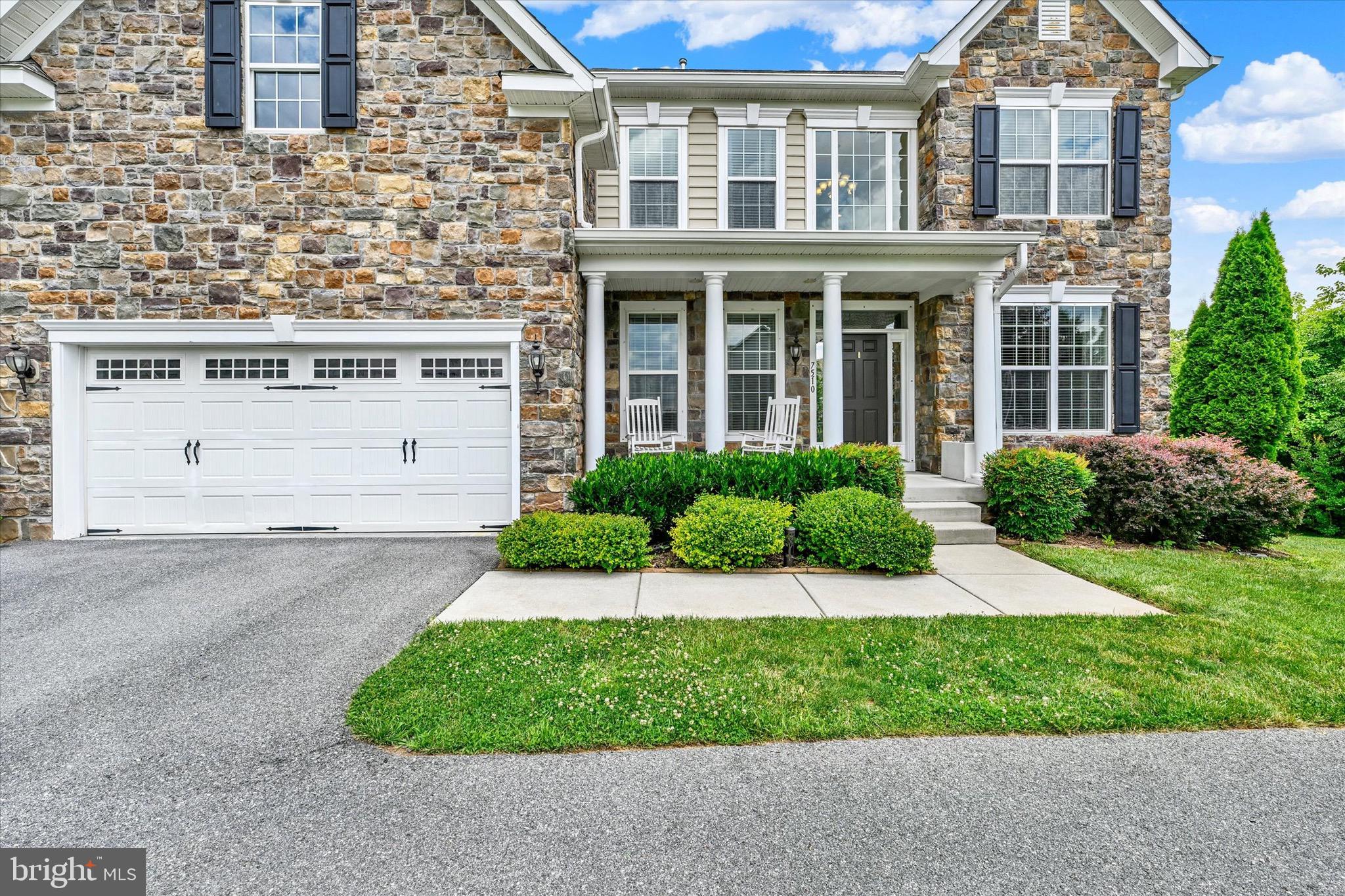 7510 LEAFY TREE LANE