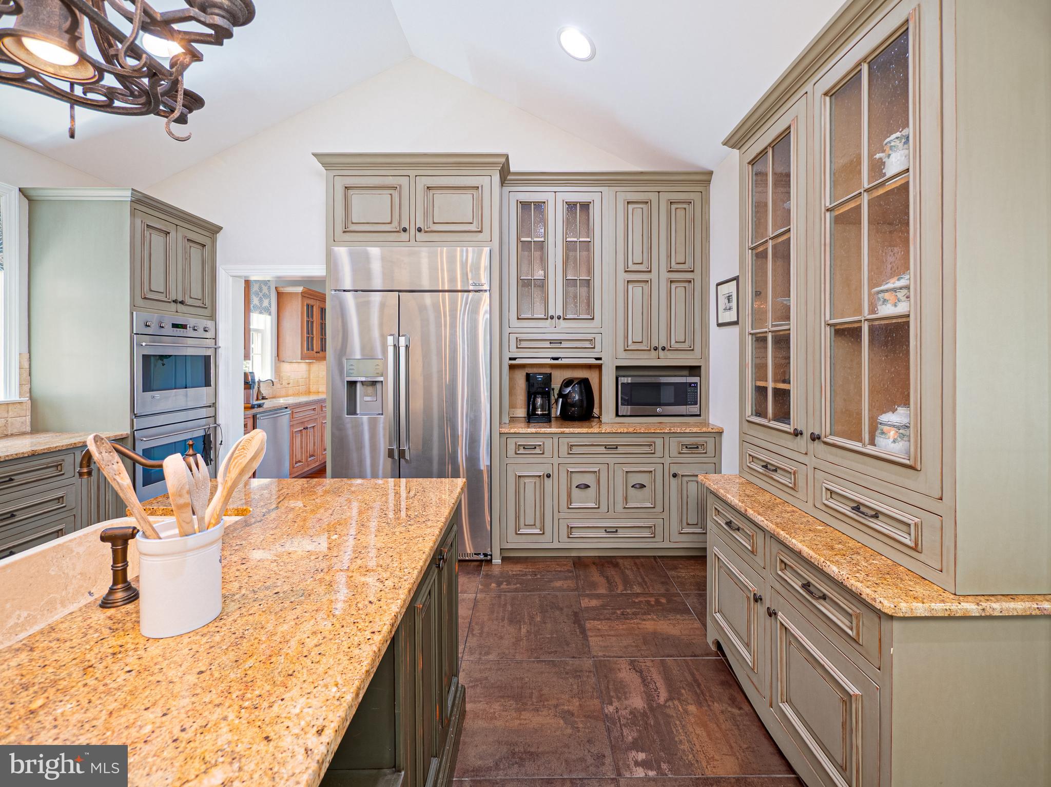 BLUE RIDGE ESTATES W - Residential