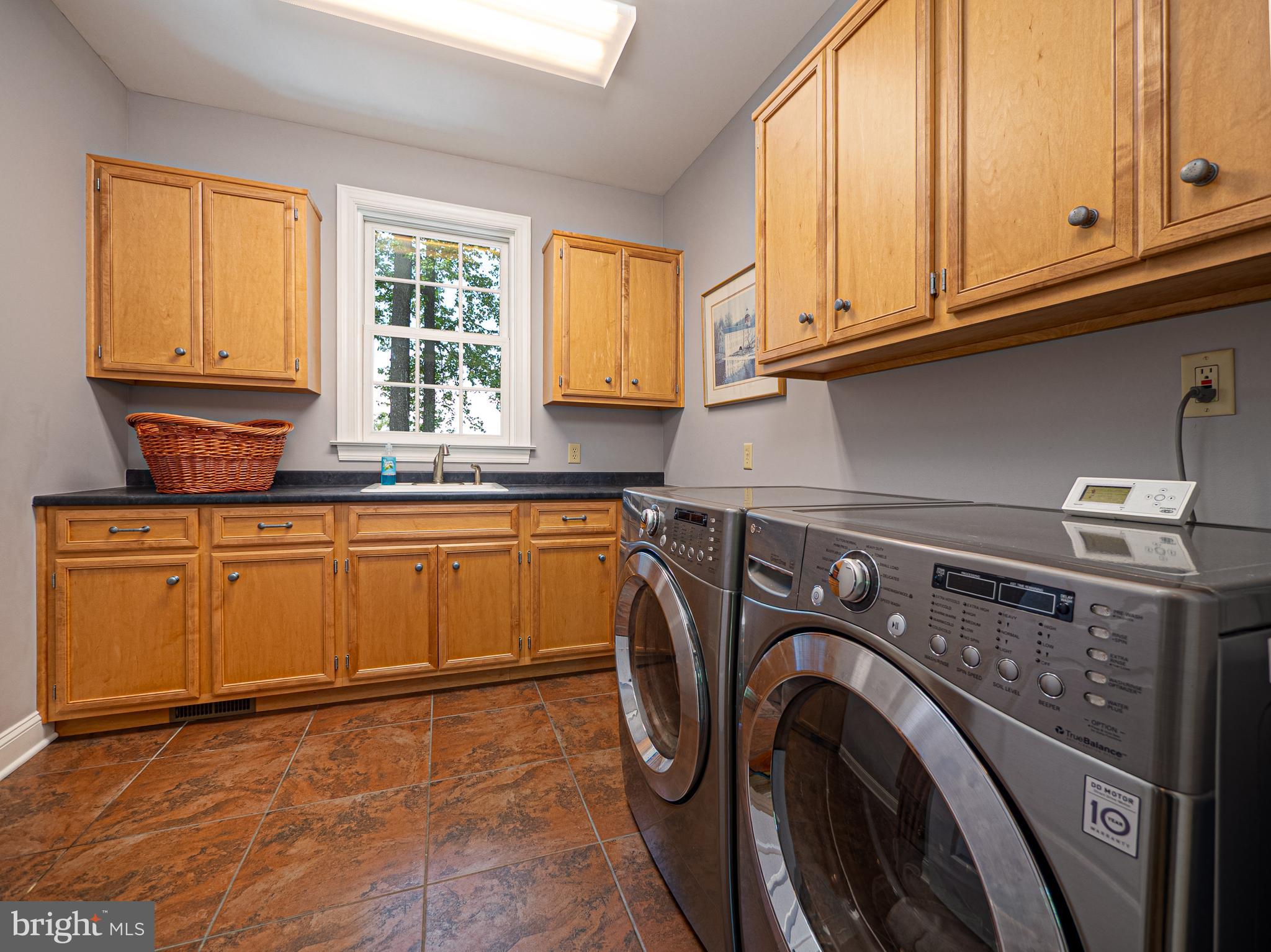 BLUE RIDGE ESTATES W - Residential