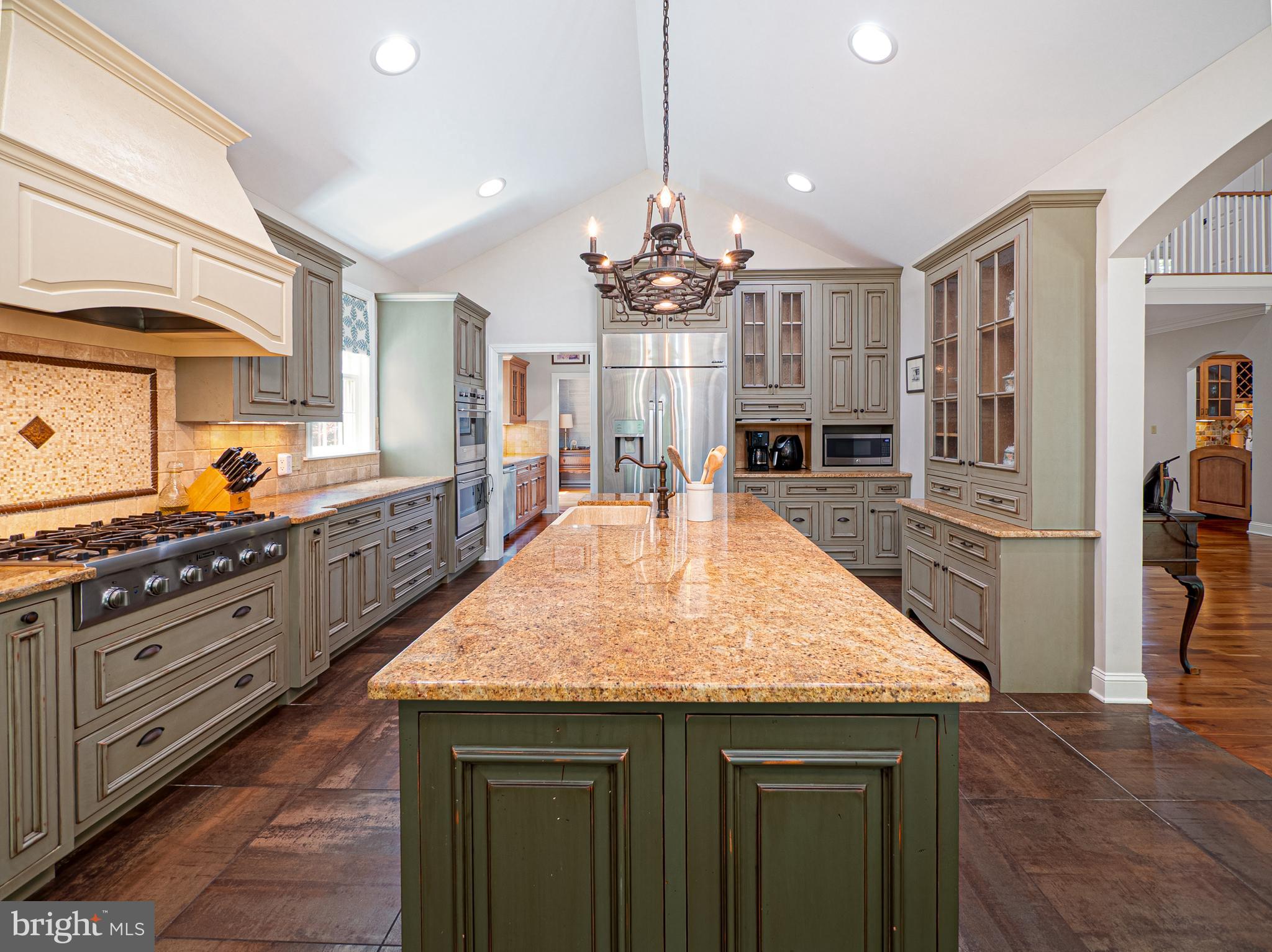 BLUE RIDGE ESTATES W - Residential