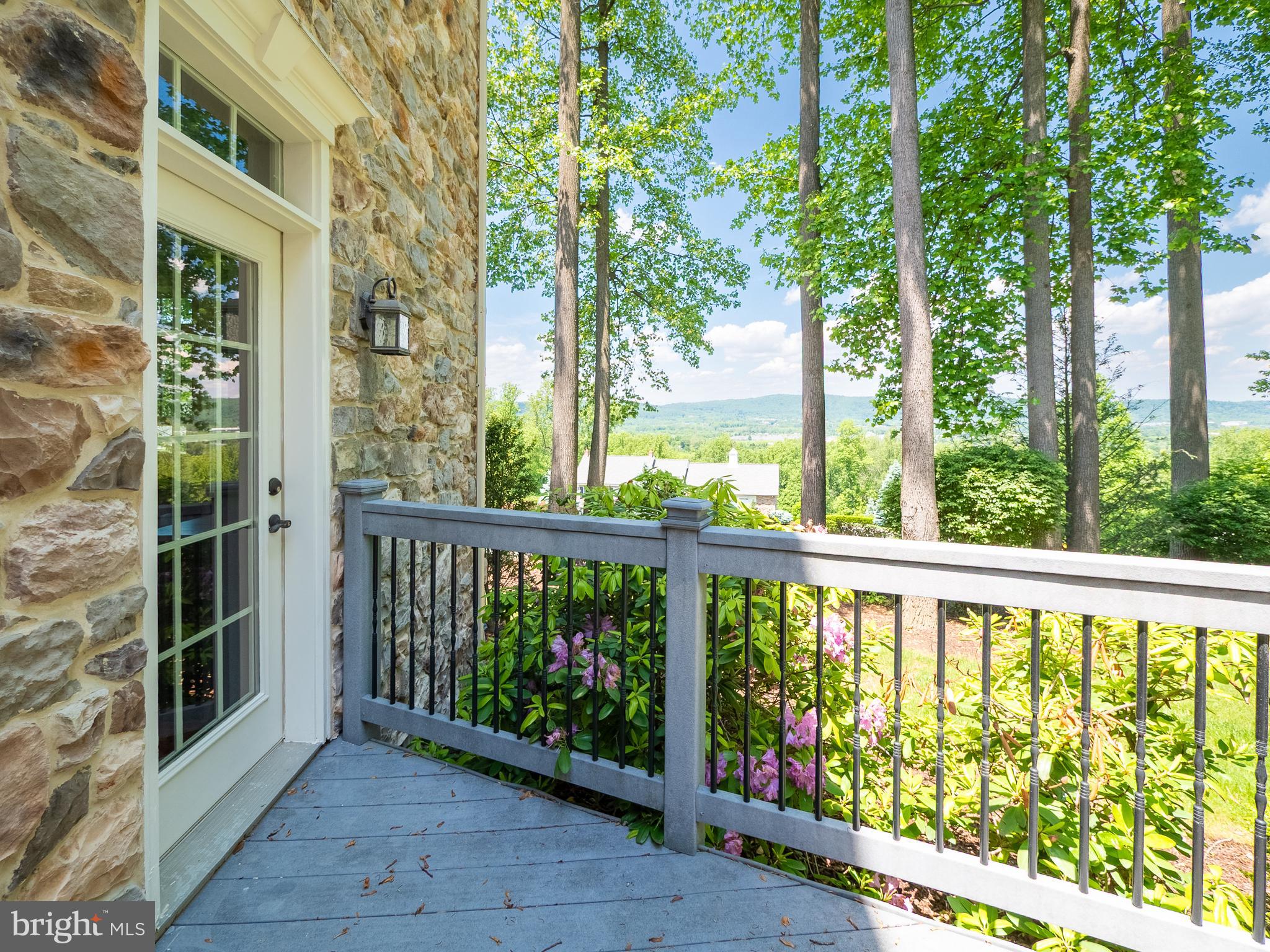 BLUE RIDGE ESTATES W - Residential