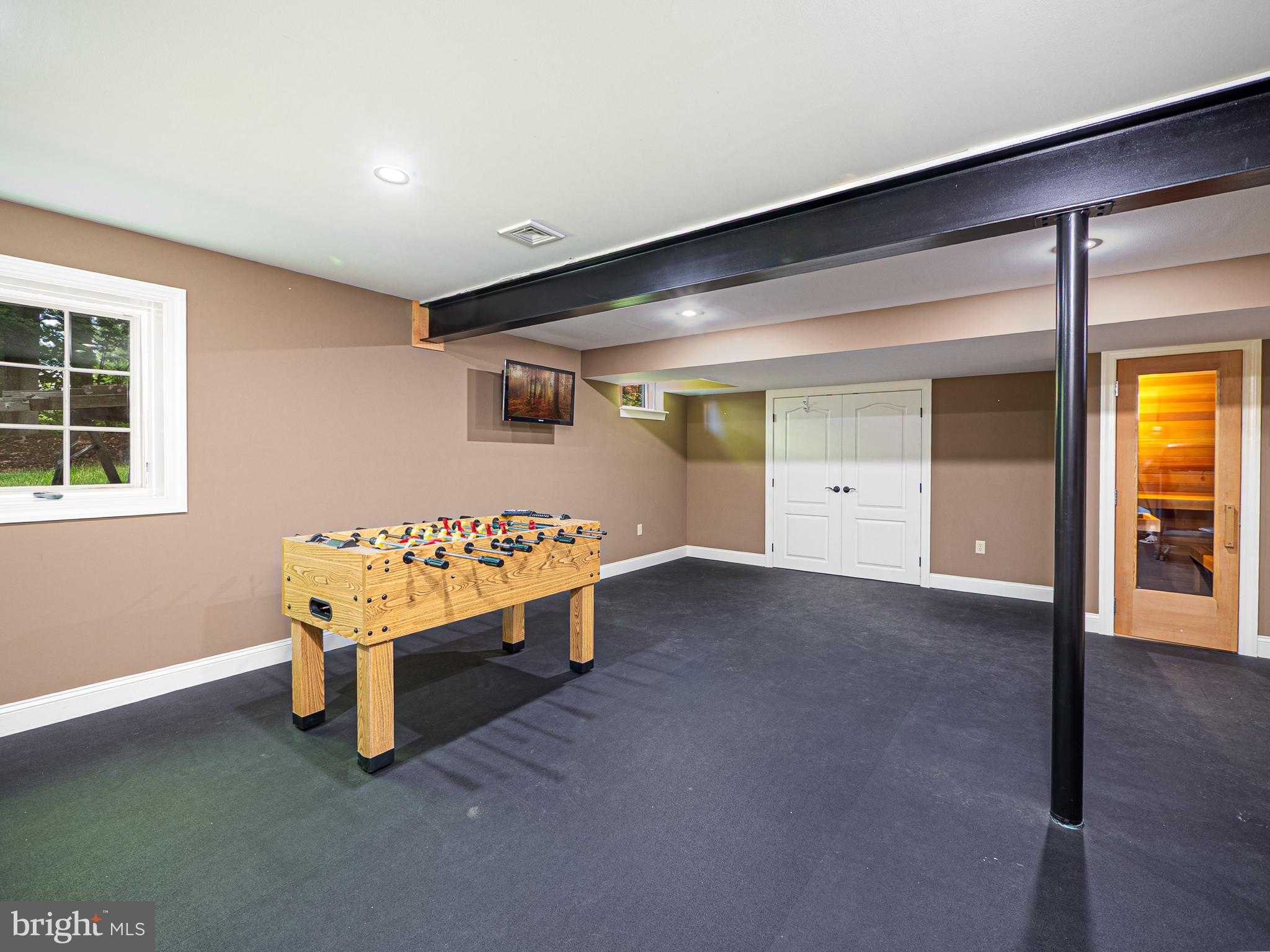 BLUE RIDGE ESTATES W - Residential