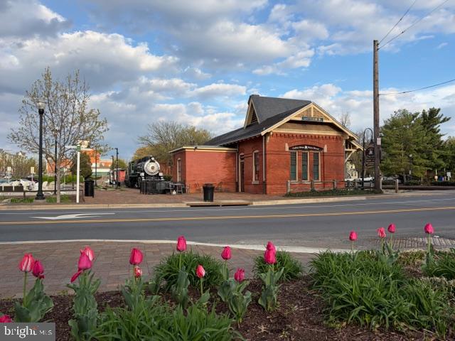 GAITHERSBURG - Residential