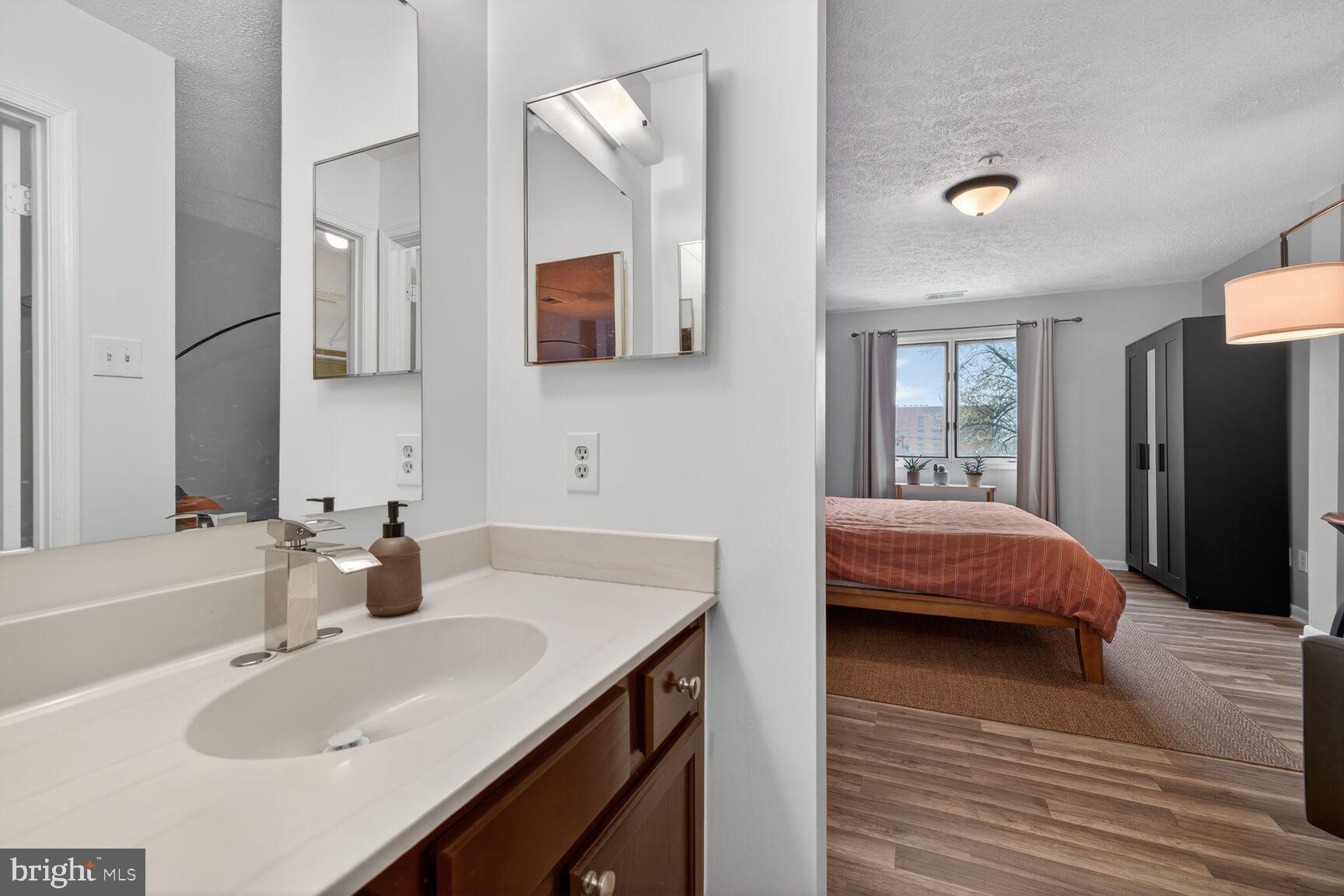 GAITHERSBURG - Residential