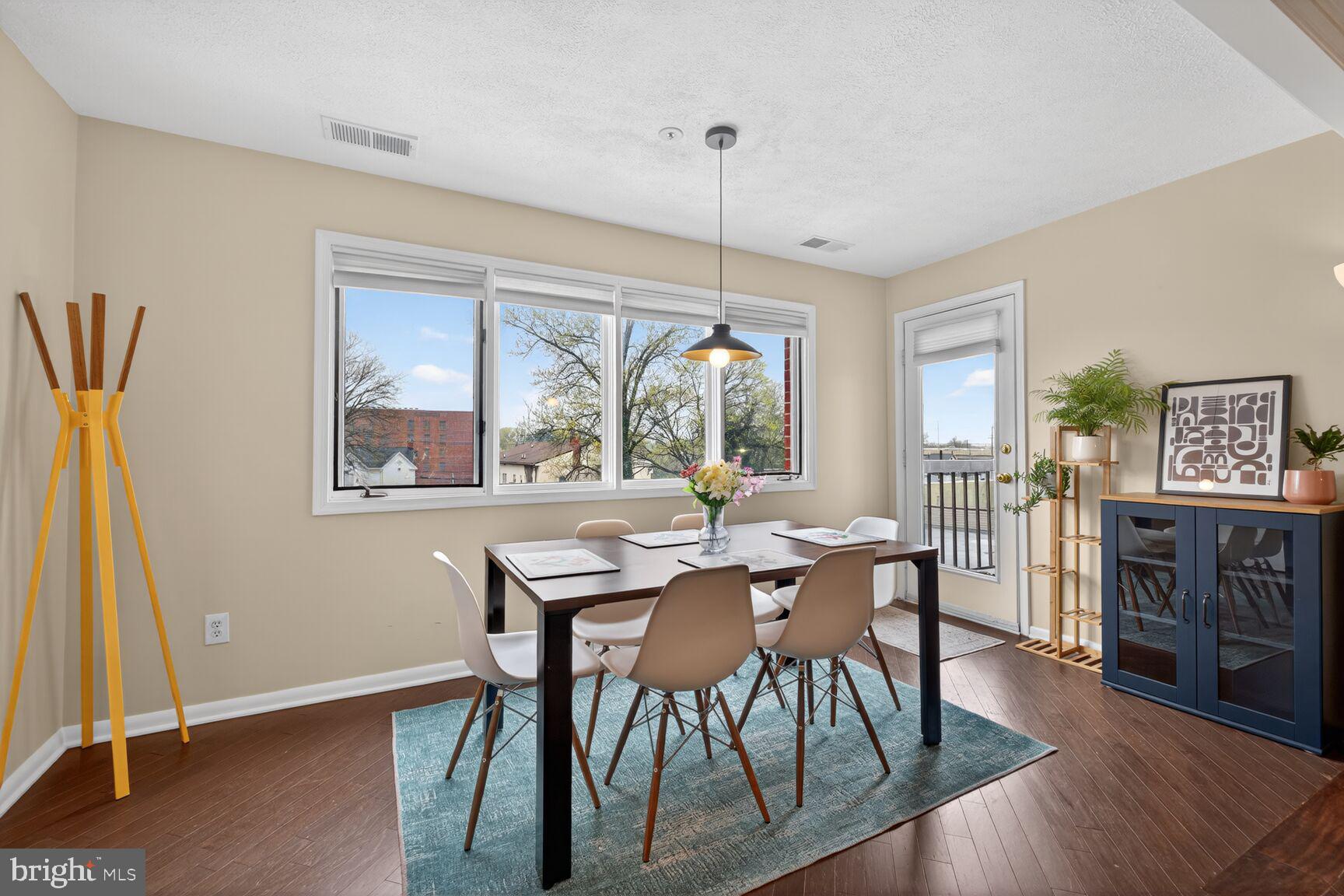 GAITHERSBURG - Residential