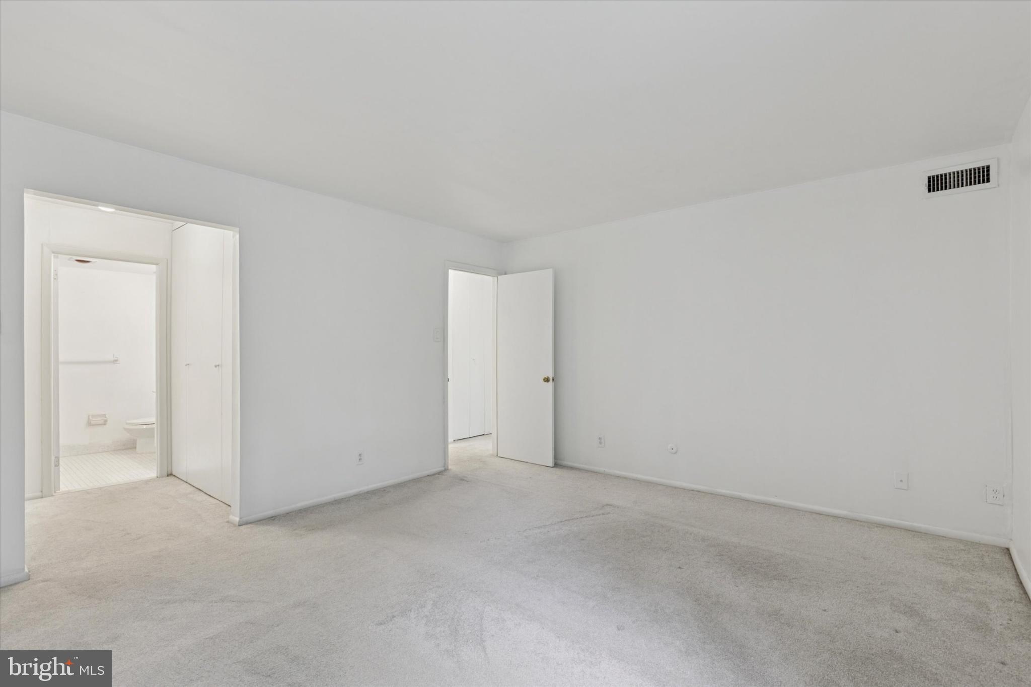 GLENHARDIE CONDOS - Residential Lease