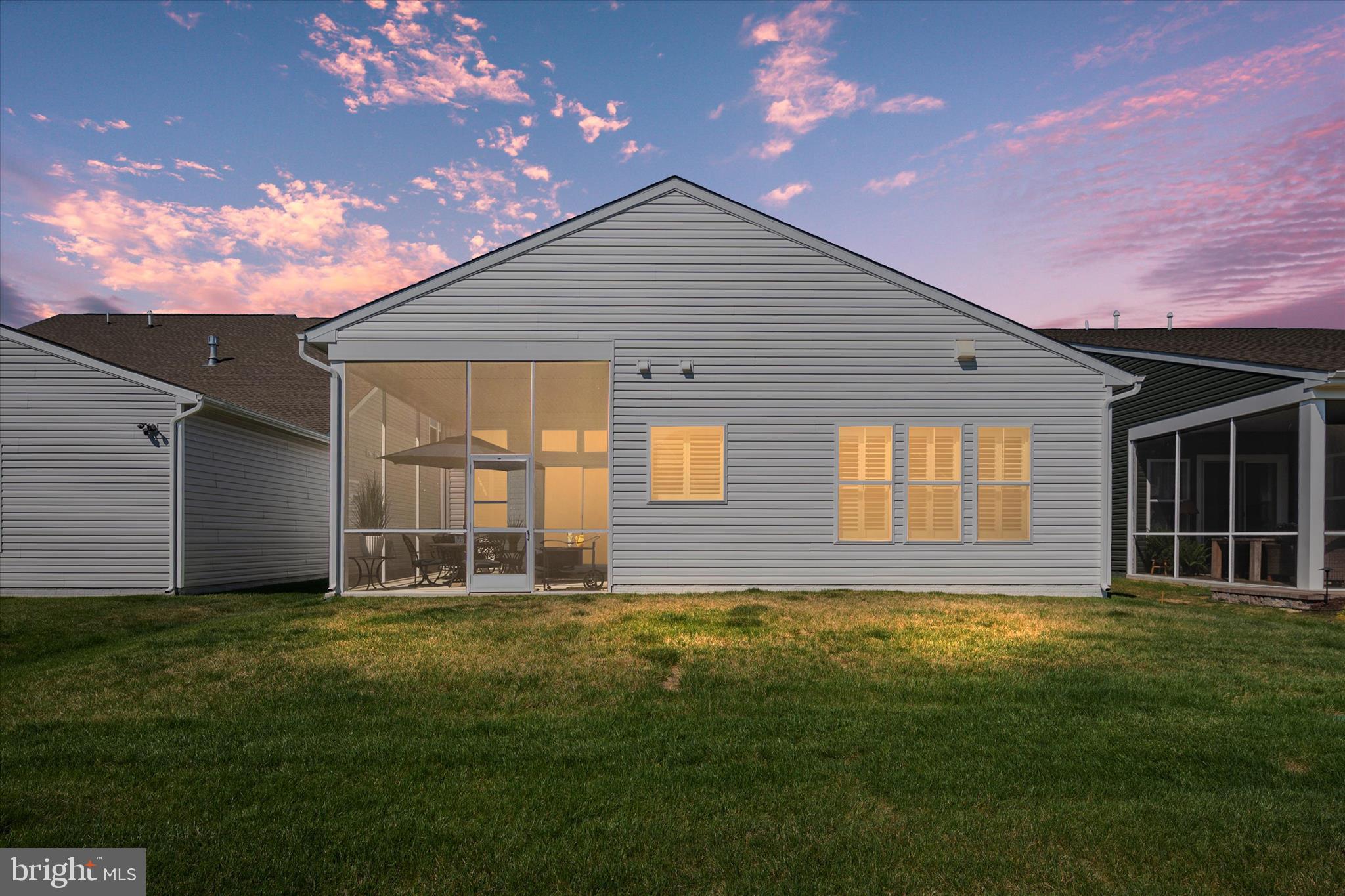 FOUR SEASONS AT KENT ISLAND - Residential