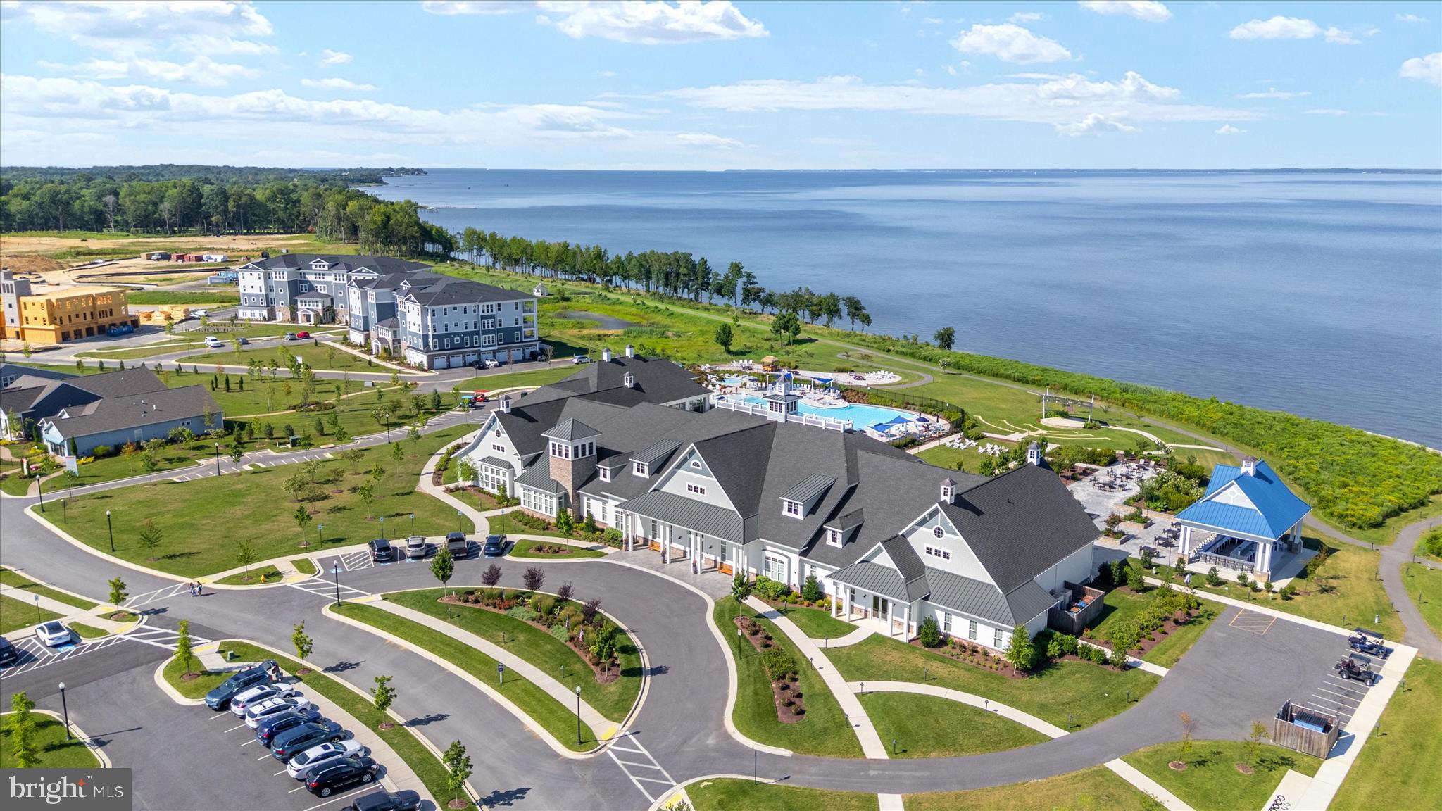 FOUR SEASONS AT KENT ISLAND - Residential