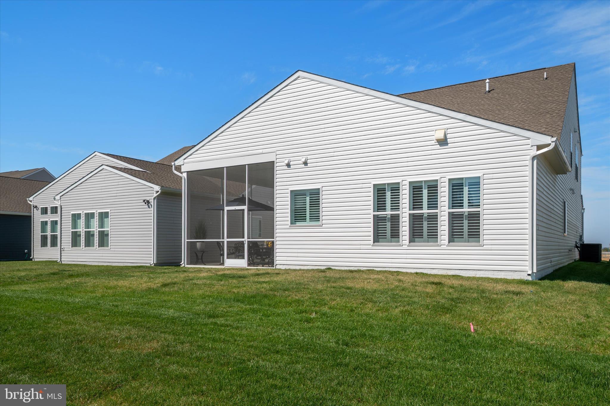 FOUR SEASONS AT KENT ISLAND - Residential