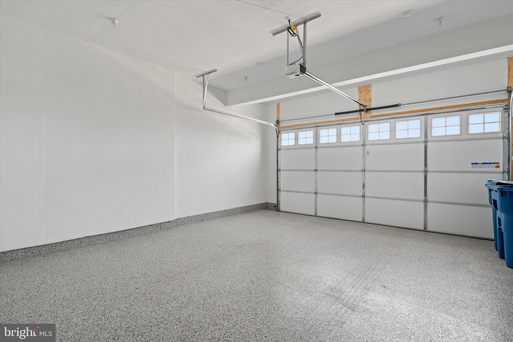 FOUR SEASONS AT KENT ISLAND - Residential