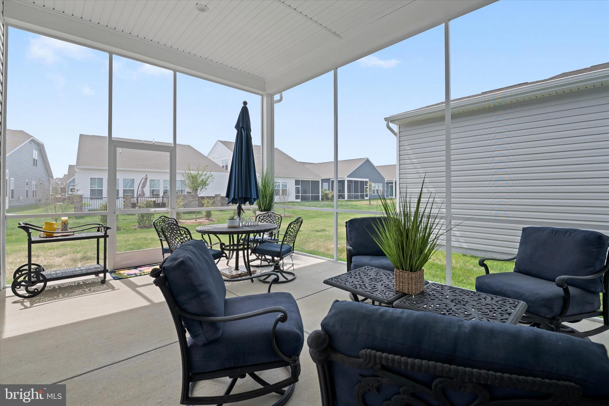 FOUR SEASONS AT KENT ISLAND - Residential