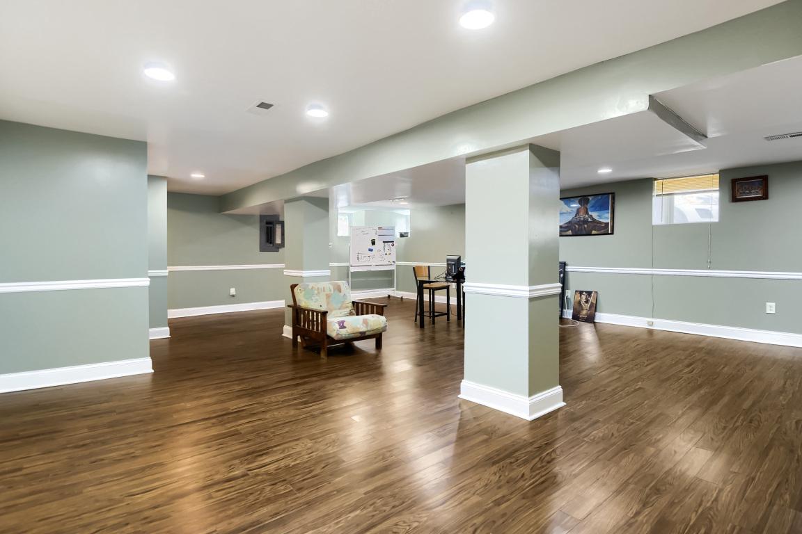 FAIRMOUNT PARK - Residential