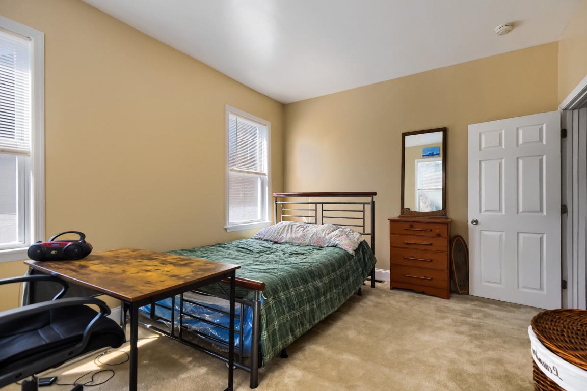 FAIRMOUNT PARK - Residential