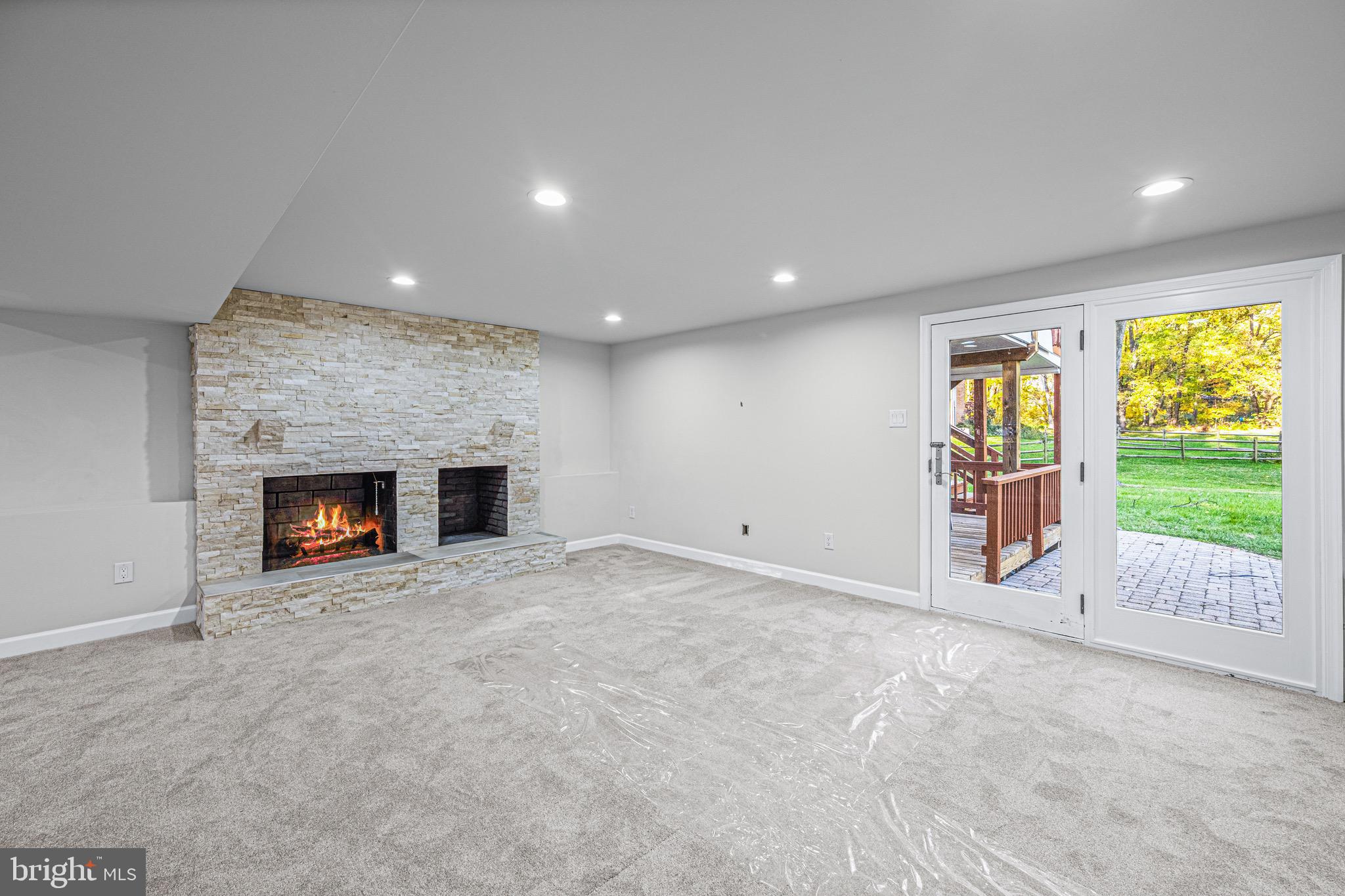 RUNNING BROOK - Residential