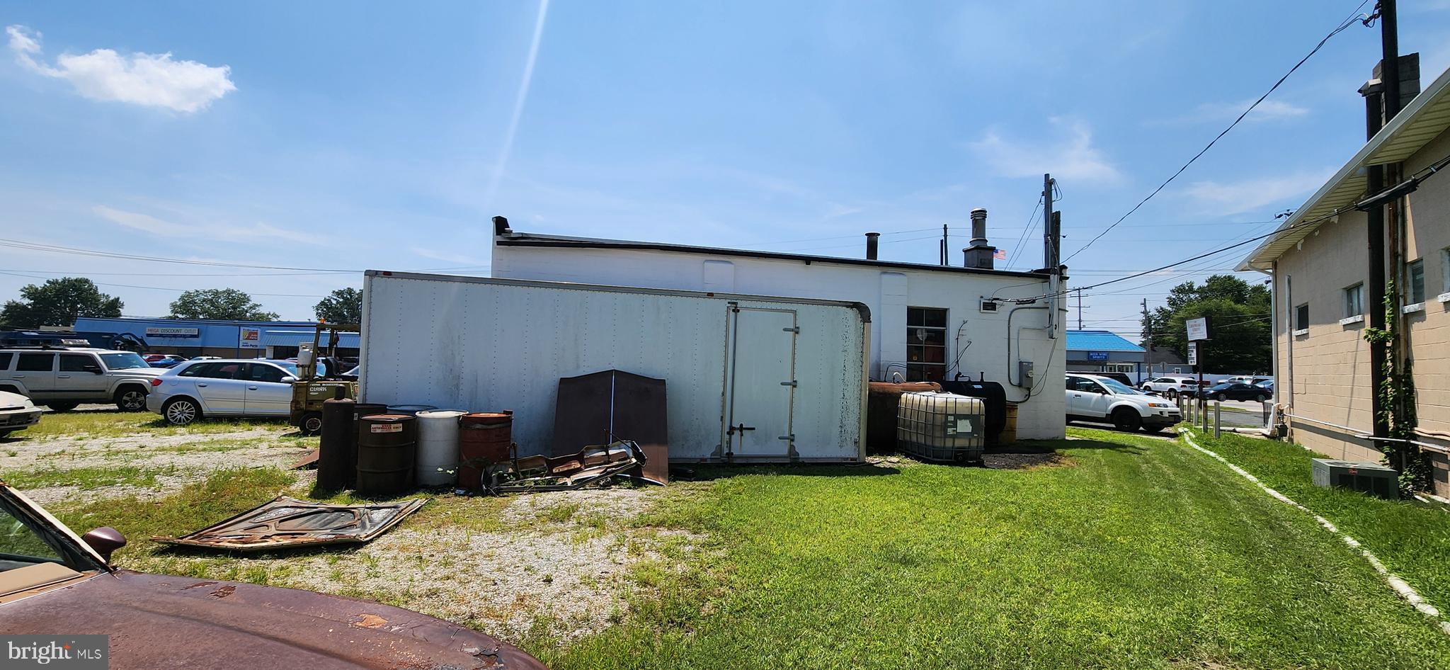 DUNDALK - Commercial Lease