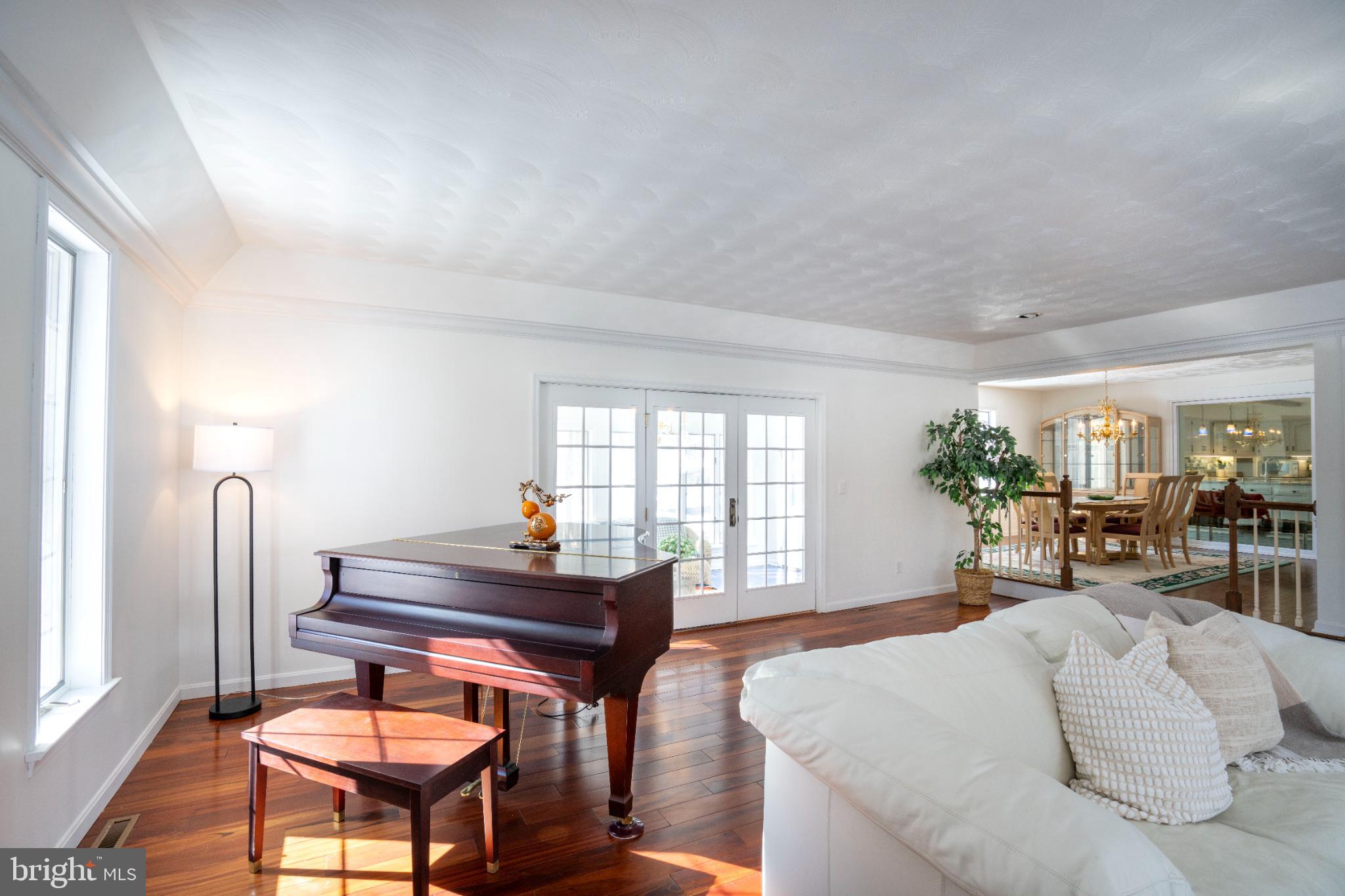 GREENBRIAR - Residential