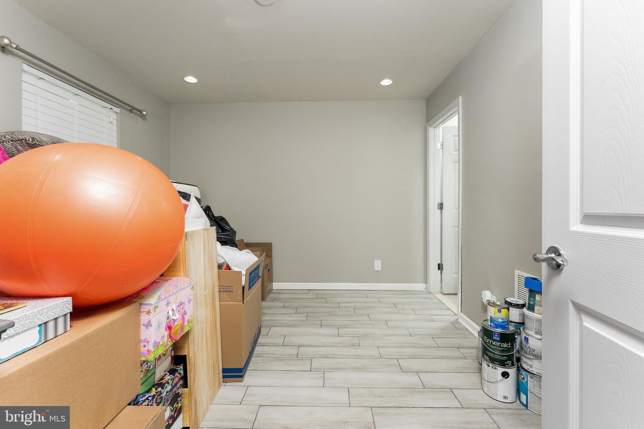 CHERRY HILL - Residential