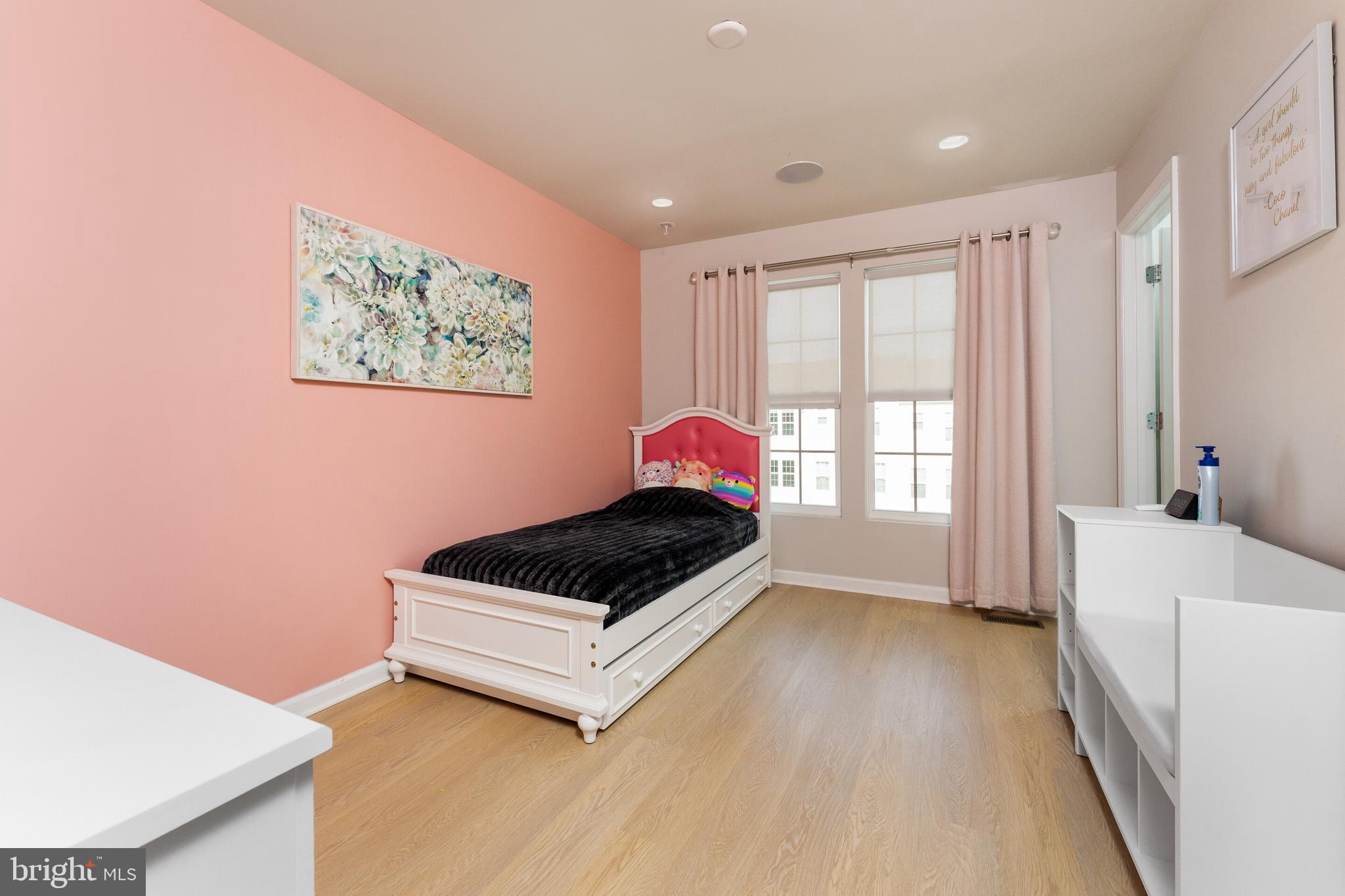 CHERRY HILL - Residential