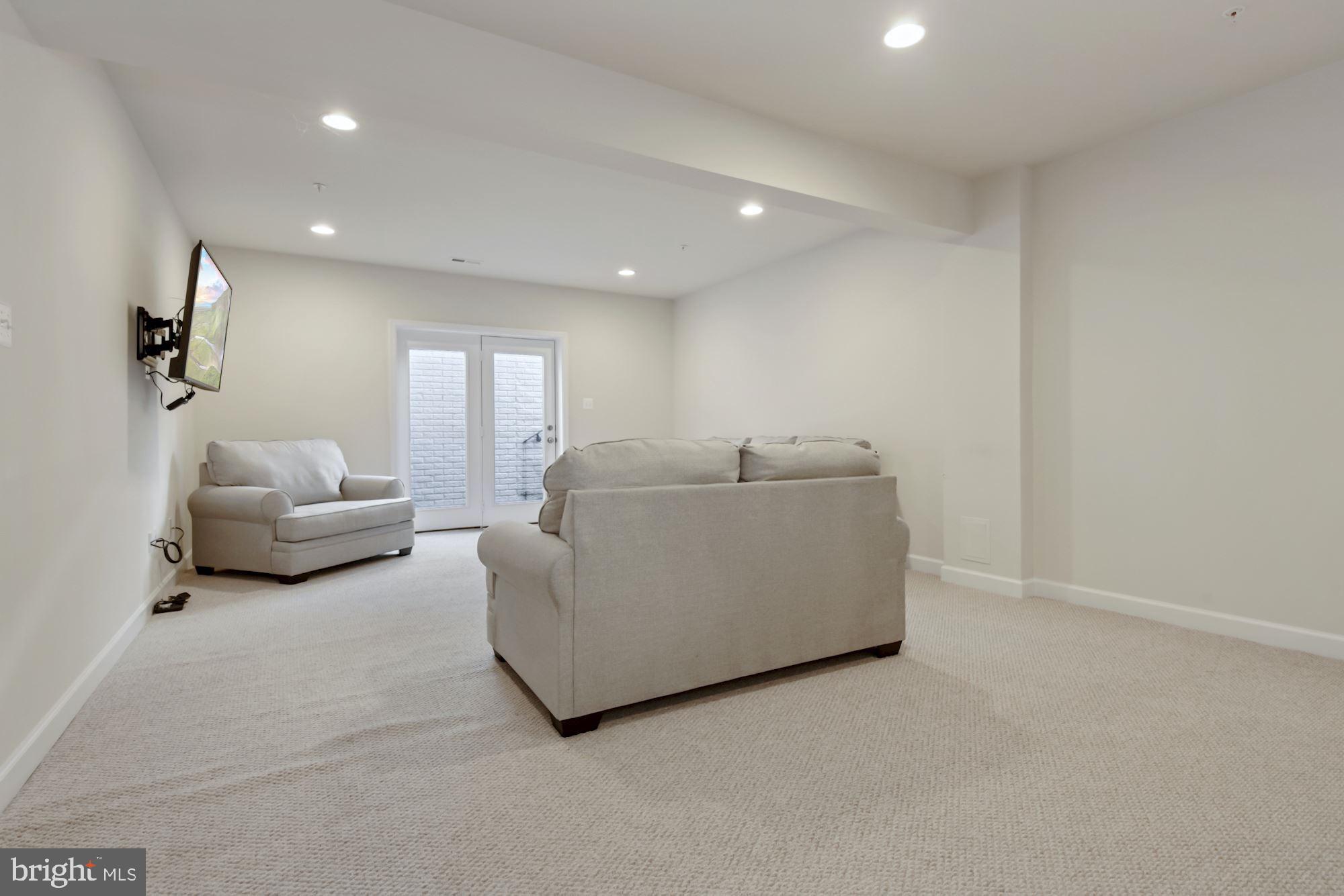 SCOTLAND HEIGHTS - Residential