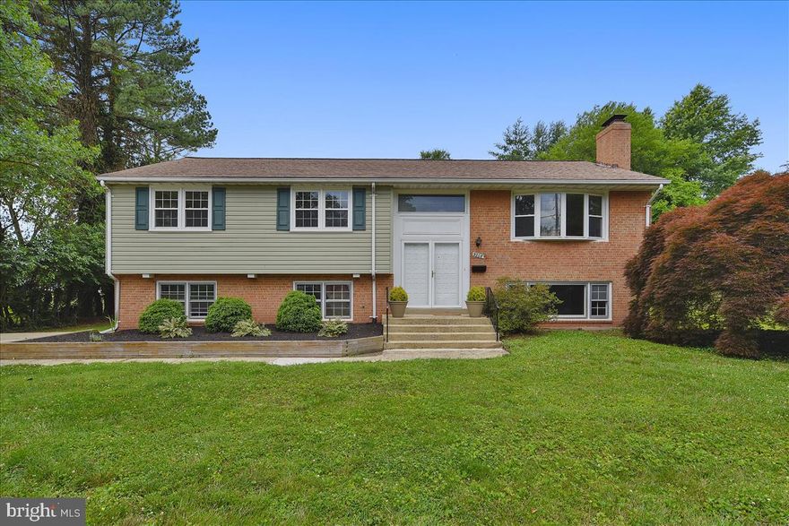 PRICE JUST  REDUCED!! Walk to Historic Downtown Manassas with Restaurants, Shops, Farmers Market,  a Great Bookstore and more!  Located in sought after Robnel neighborhood, the VRE  Train to D.C. is only Blocks away. The Home Freshly Painted with New Carpeting in Rec Room. Four Bedrooms and 3 Full Baths, Hardwood Floors, W/W Carpet and 2 Fireplaces, Sun Room off Dining Room adjacent to Large Deck with Built-in Benches. Oversized Detached Work Shop & Possible Garage. !